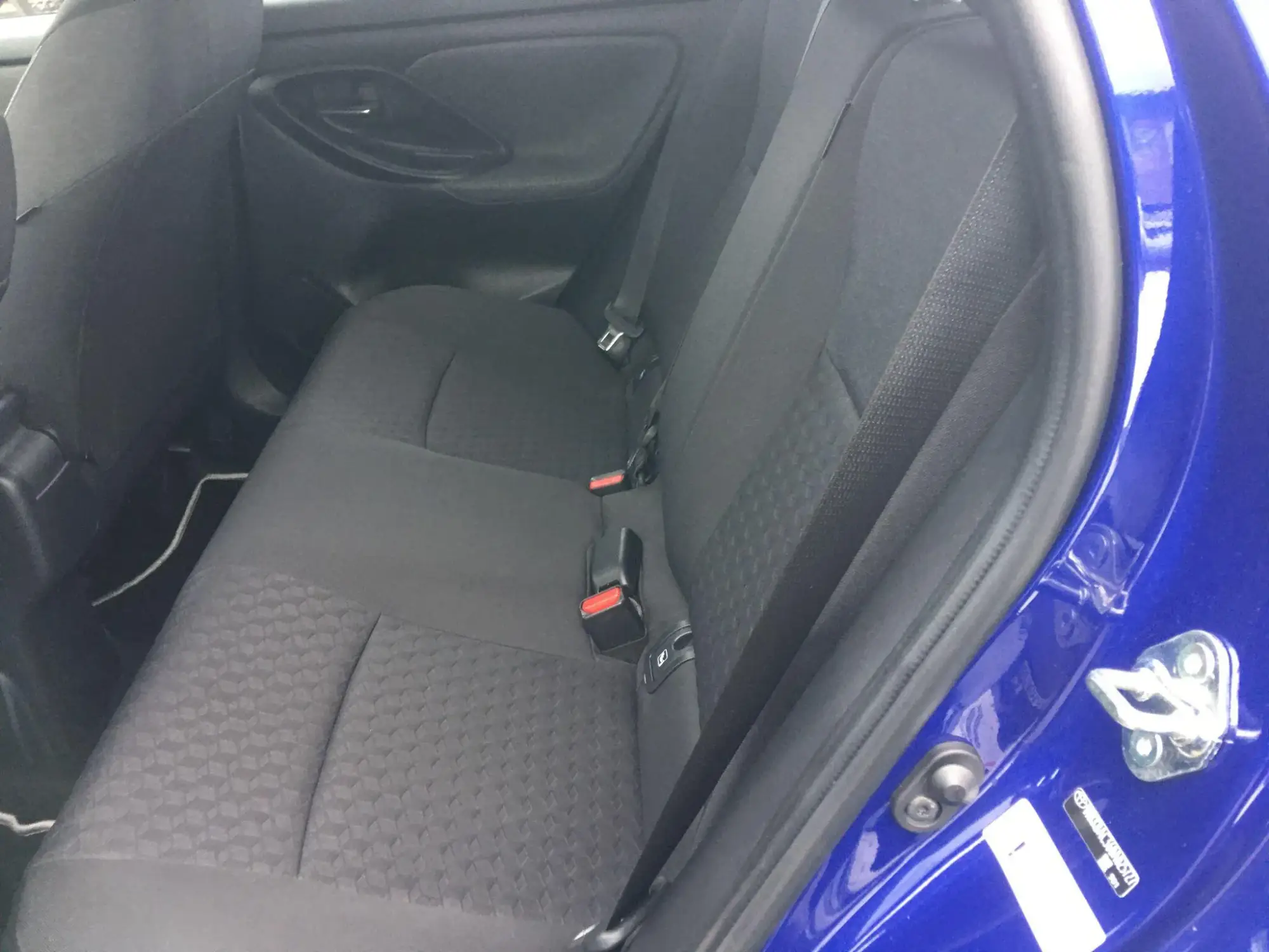Toyota Yaris Hybrid Image 17 Toyota Yaris Hybrid Image 17
