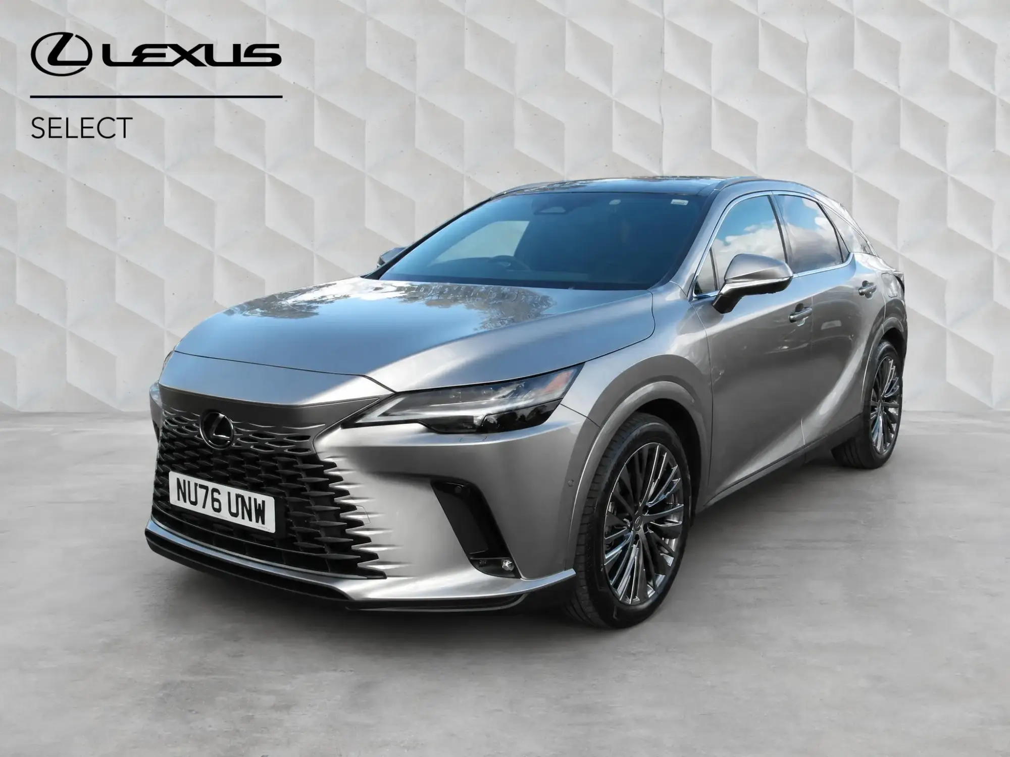 Lexus RX 2.5 450h+ 18.1kWh Takumi E-CVT 4WD Euro 6 (s/s) 5dr NU76UNW Image 2 Lexus RX 2.5 450h+ 18.1kWh Takumi E-CVT 4WD Euro 6 (s/s) 5dr NU76UNW Image 2