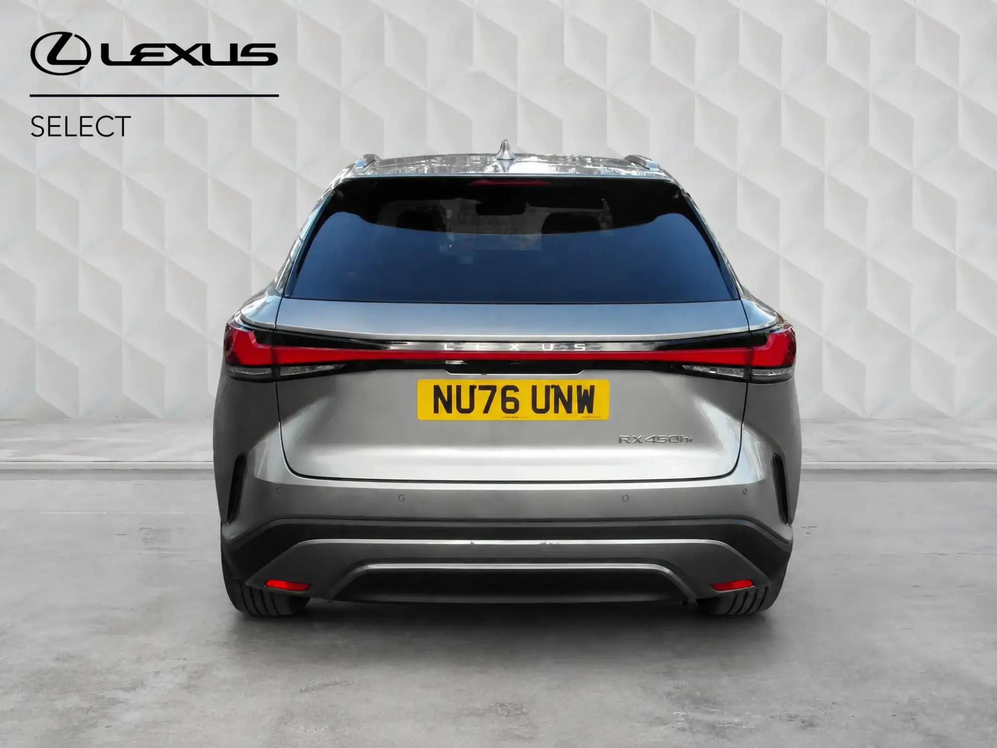 Lexus RX Image 6