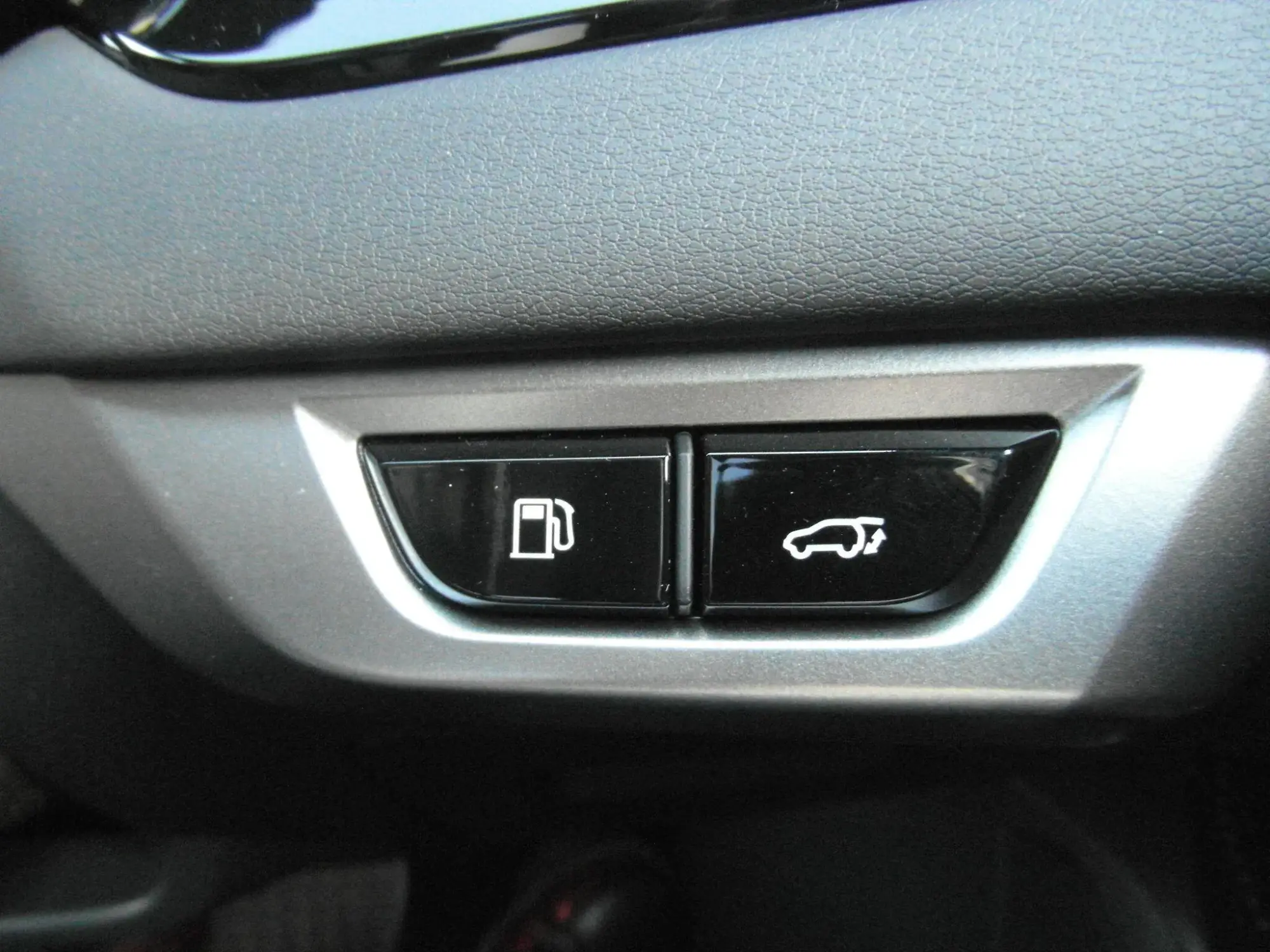 Lexus RX Image 22