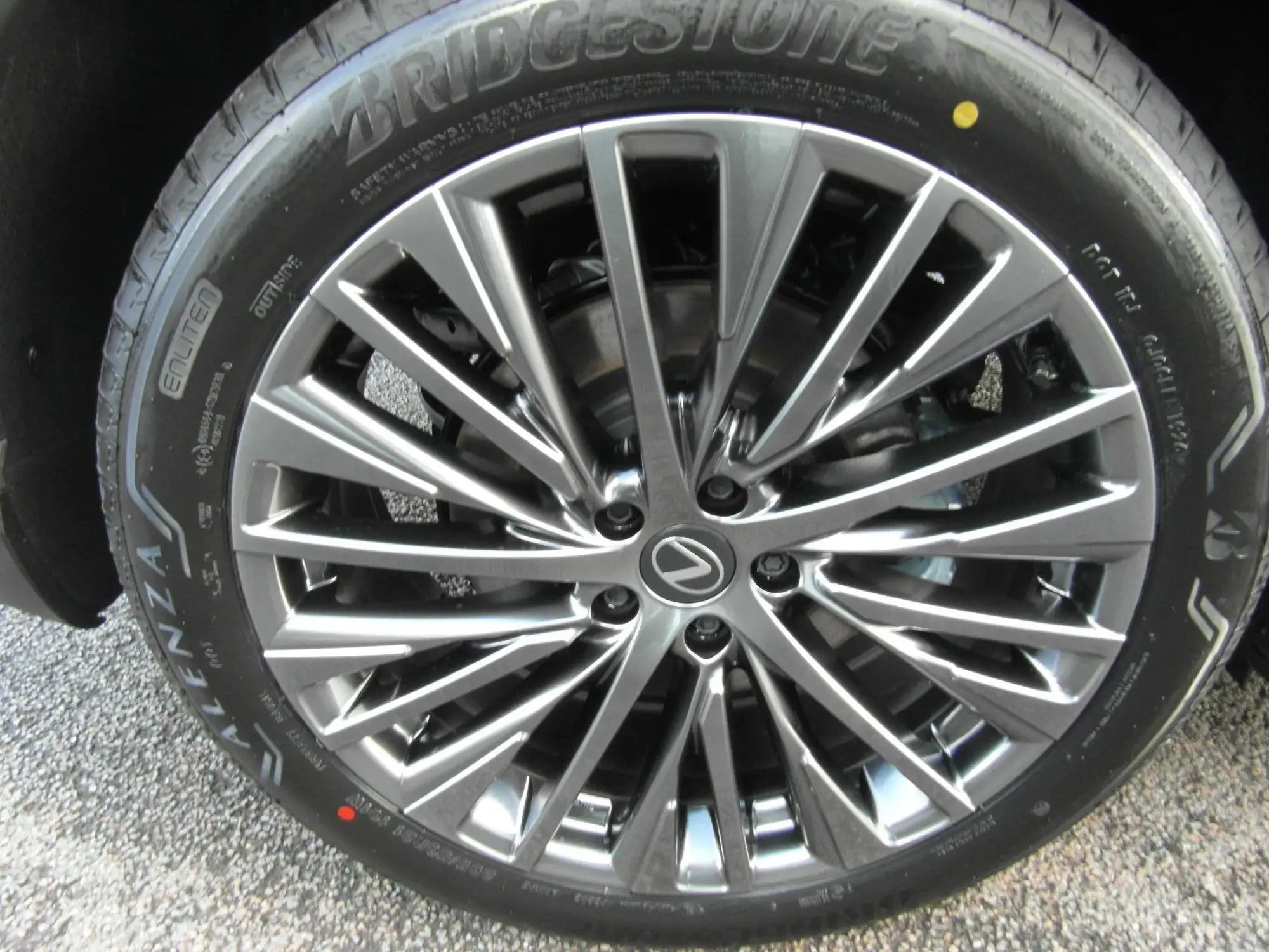 Lexus RX Image 31