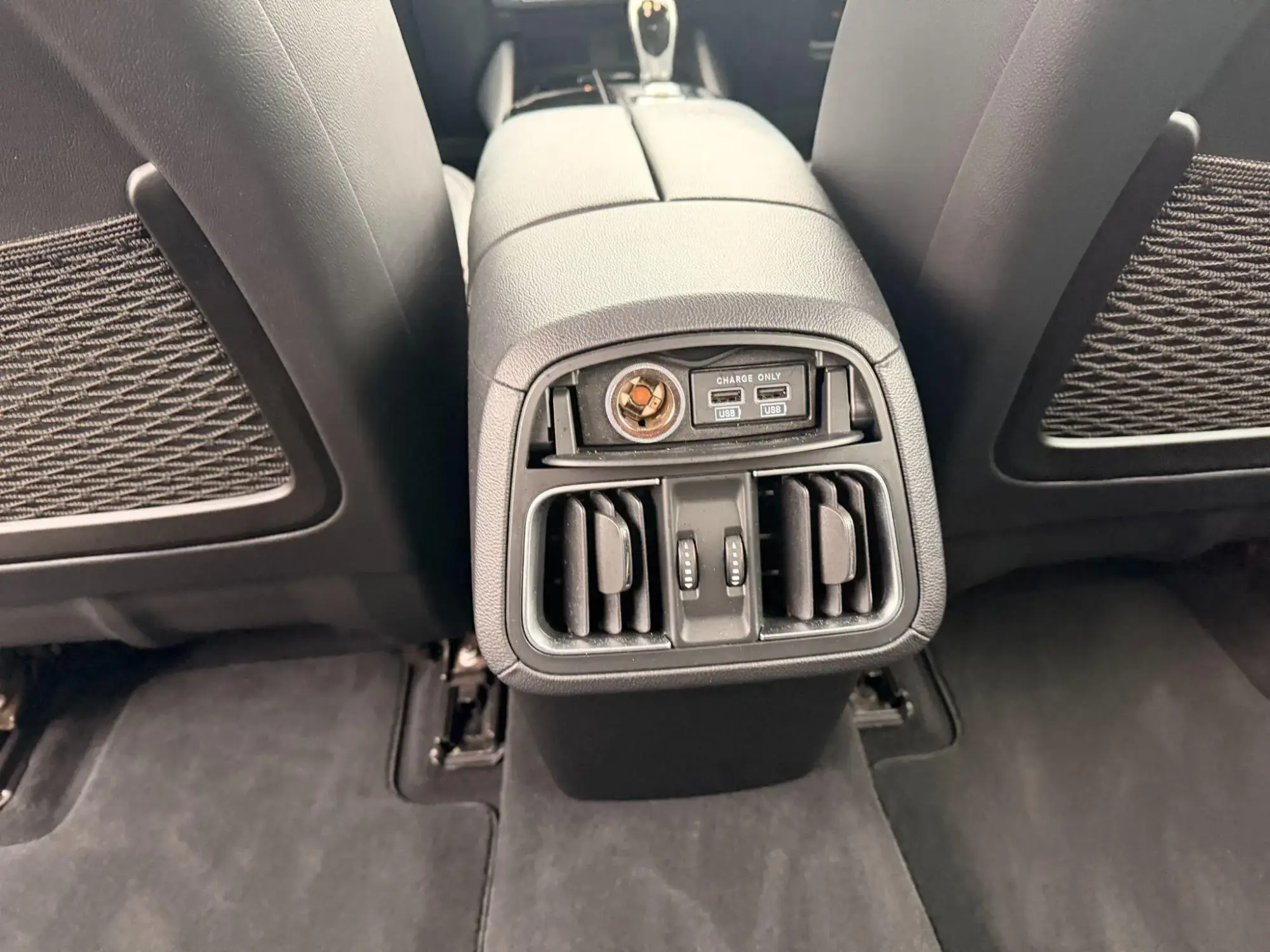 Maserati Levante Image 27