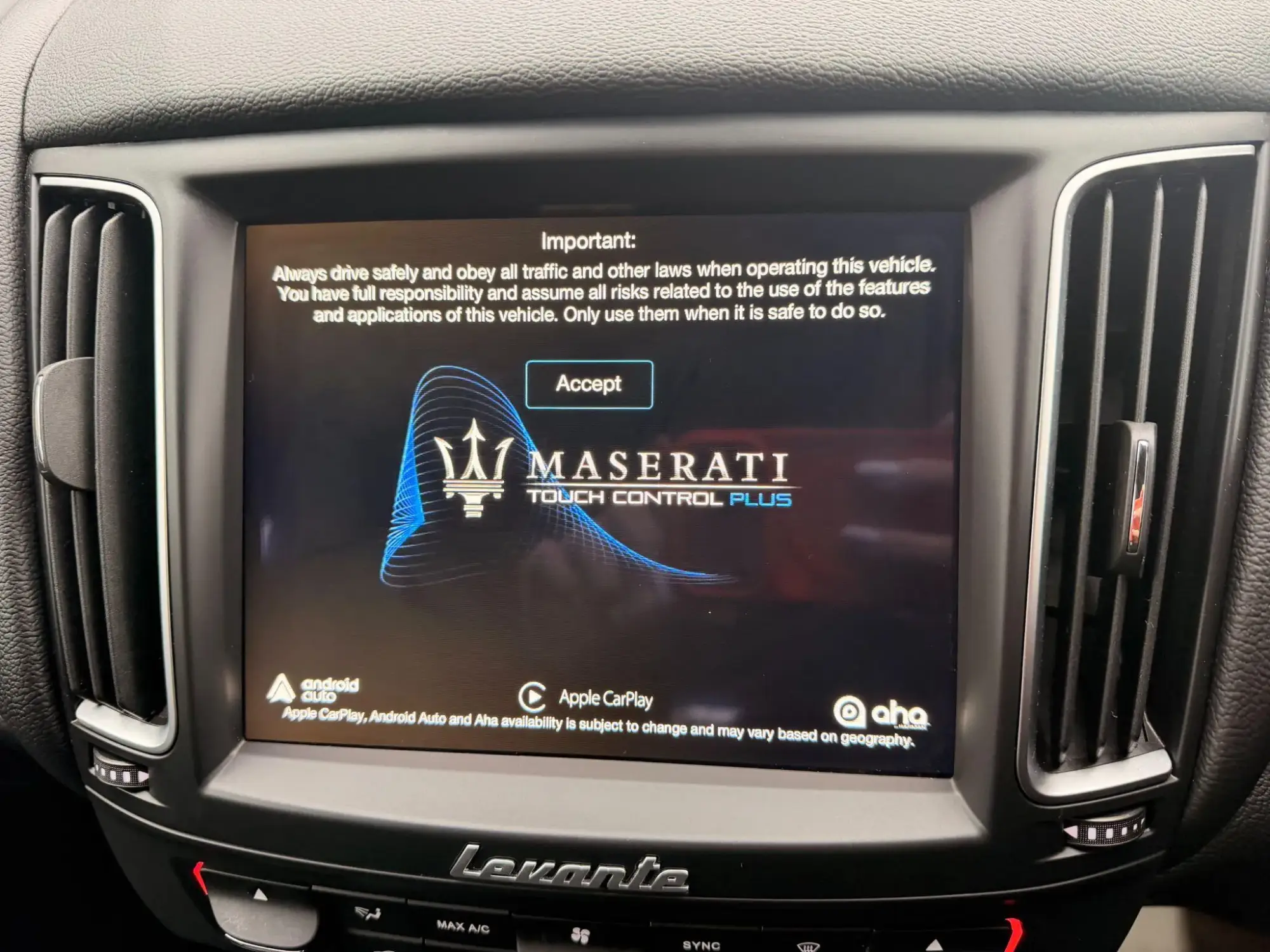 Maserati Levante Image 37