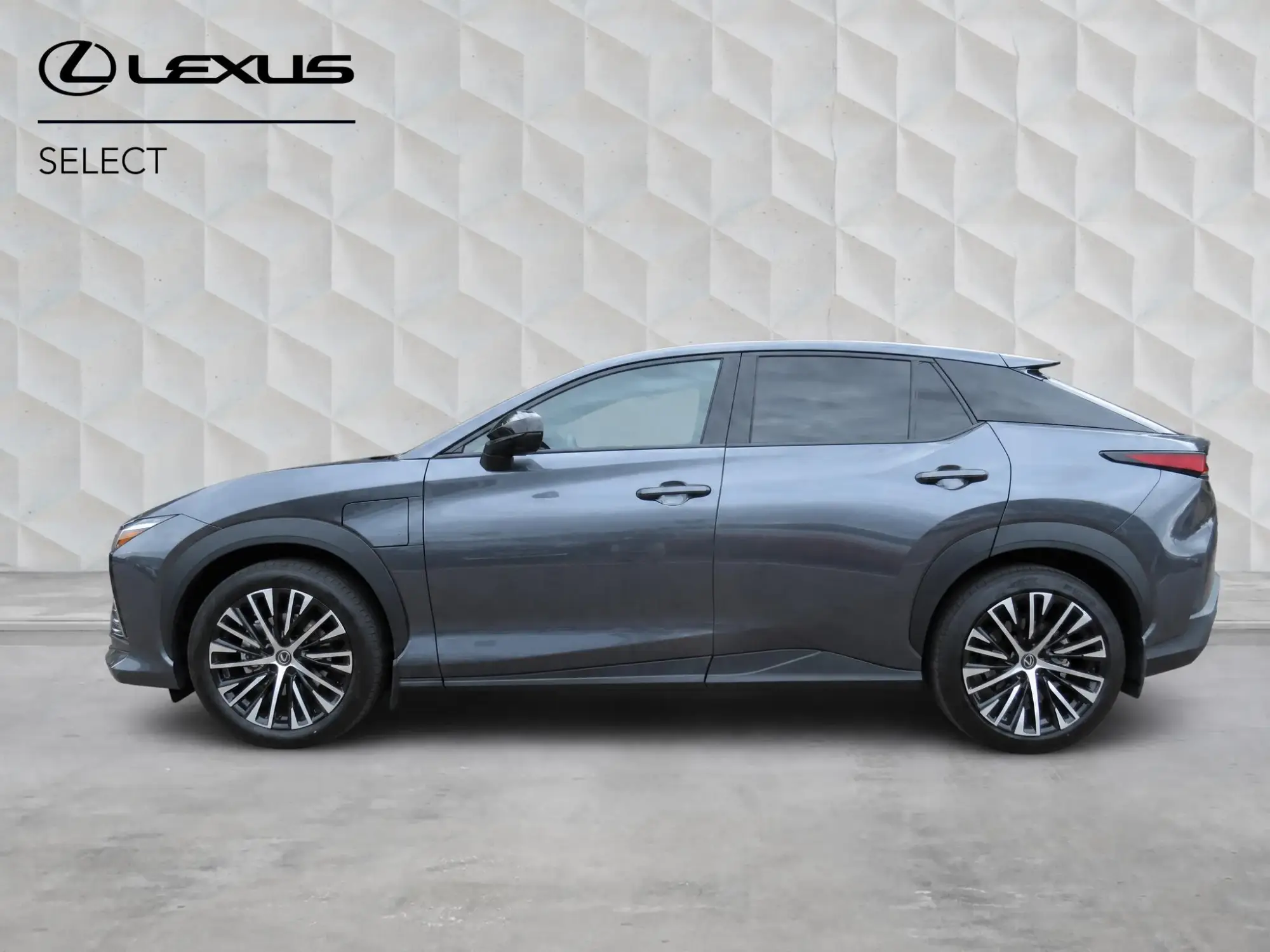 Lexus RZ Image 6