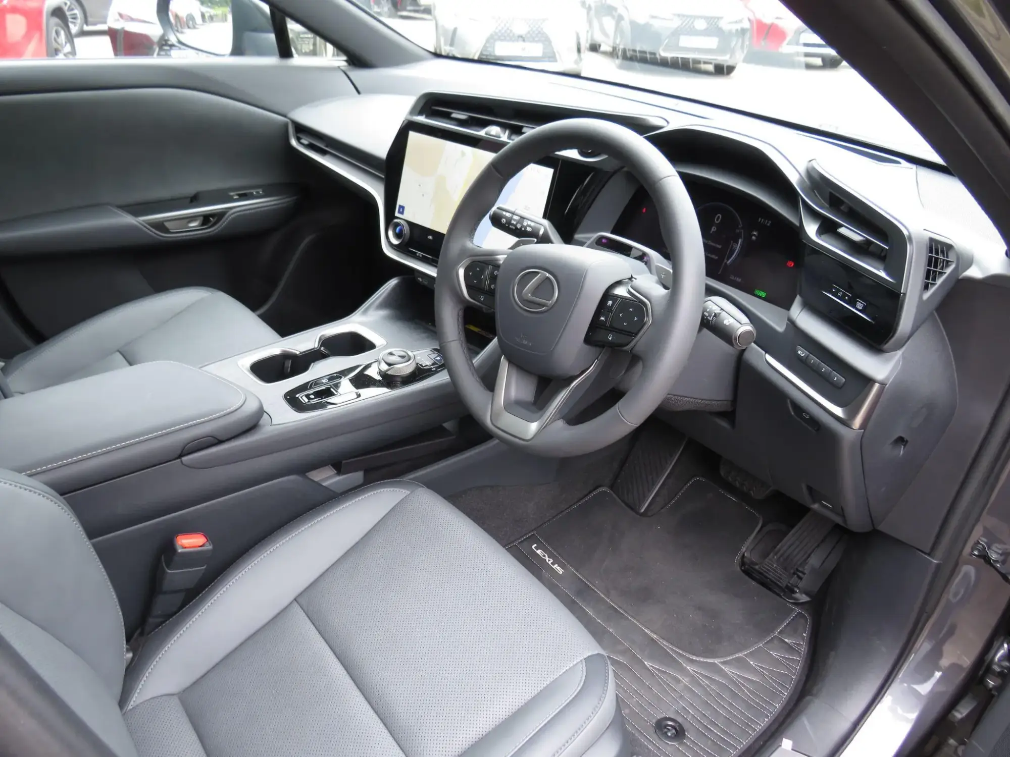 Lexus RZ Image 11