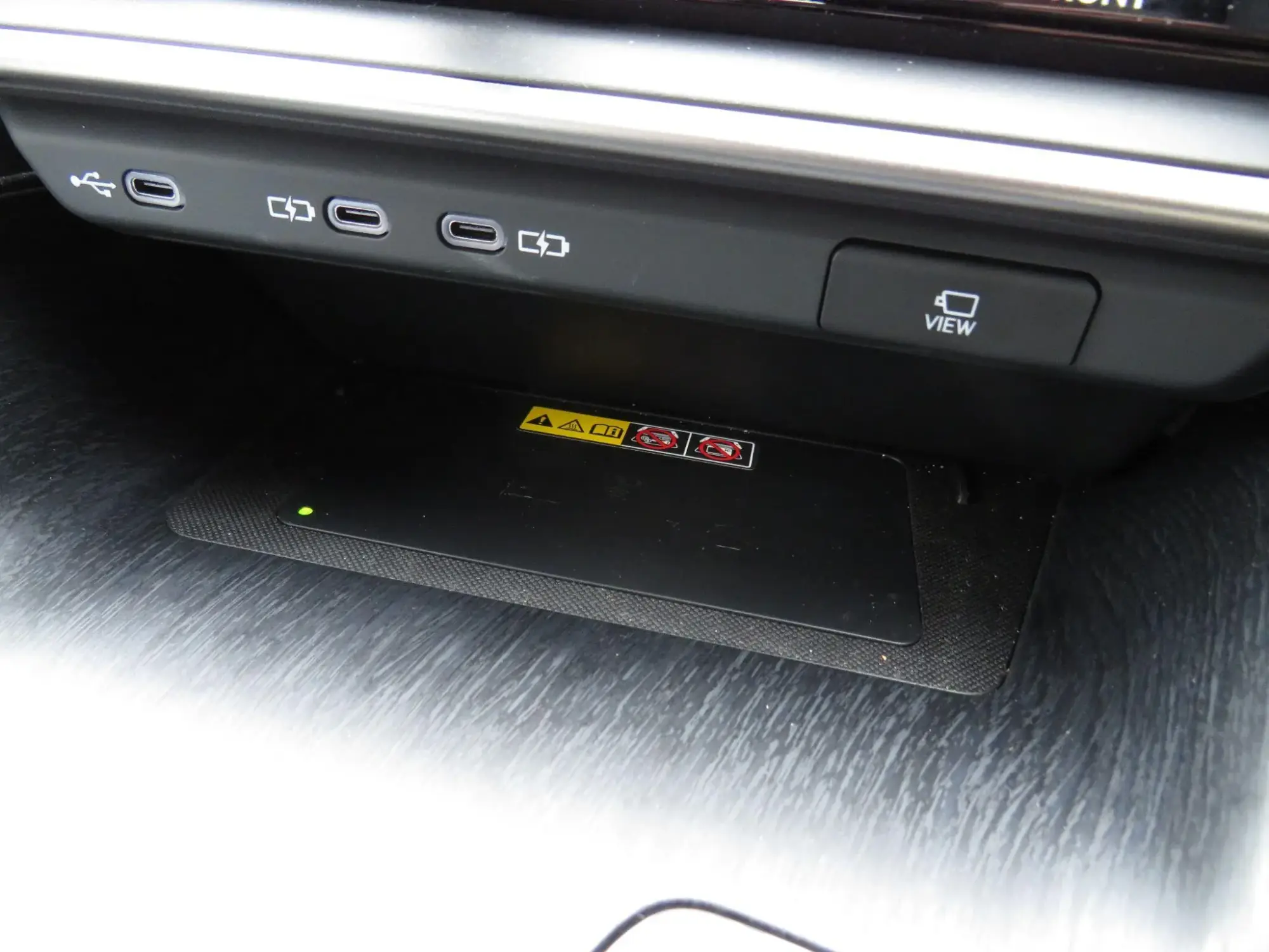 Lexus RZ Image 21
