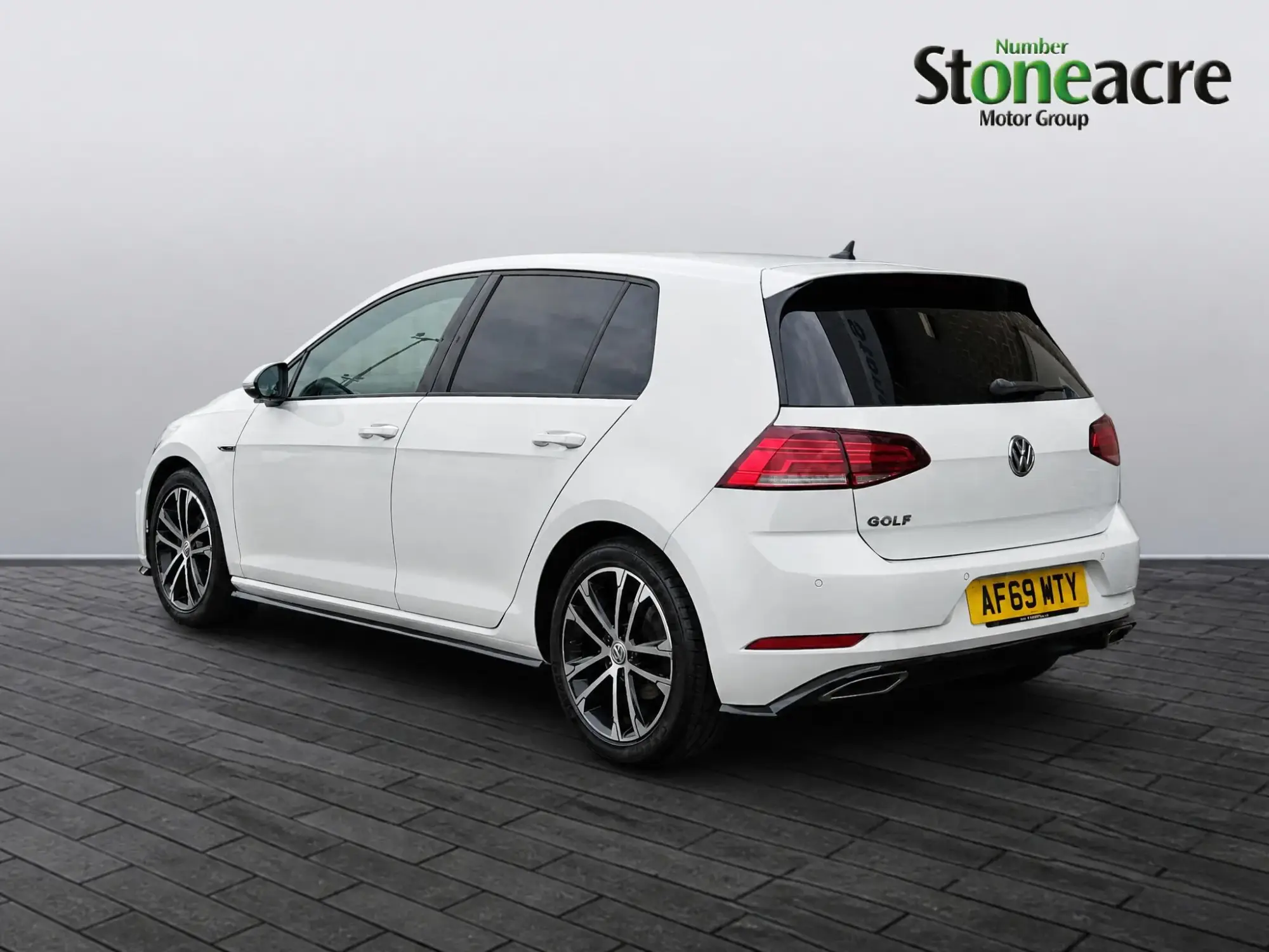 Volkswagen Golf Image 5