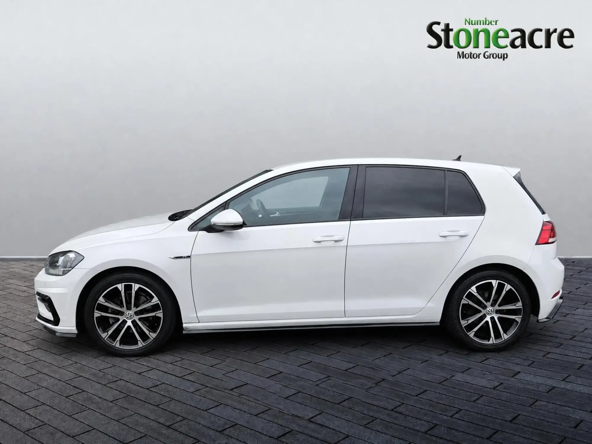 Volkswagen Golf Image 6