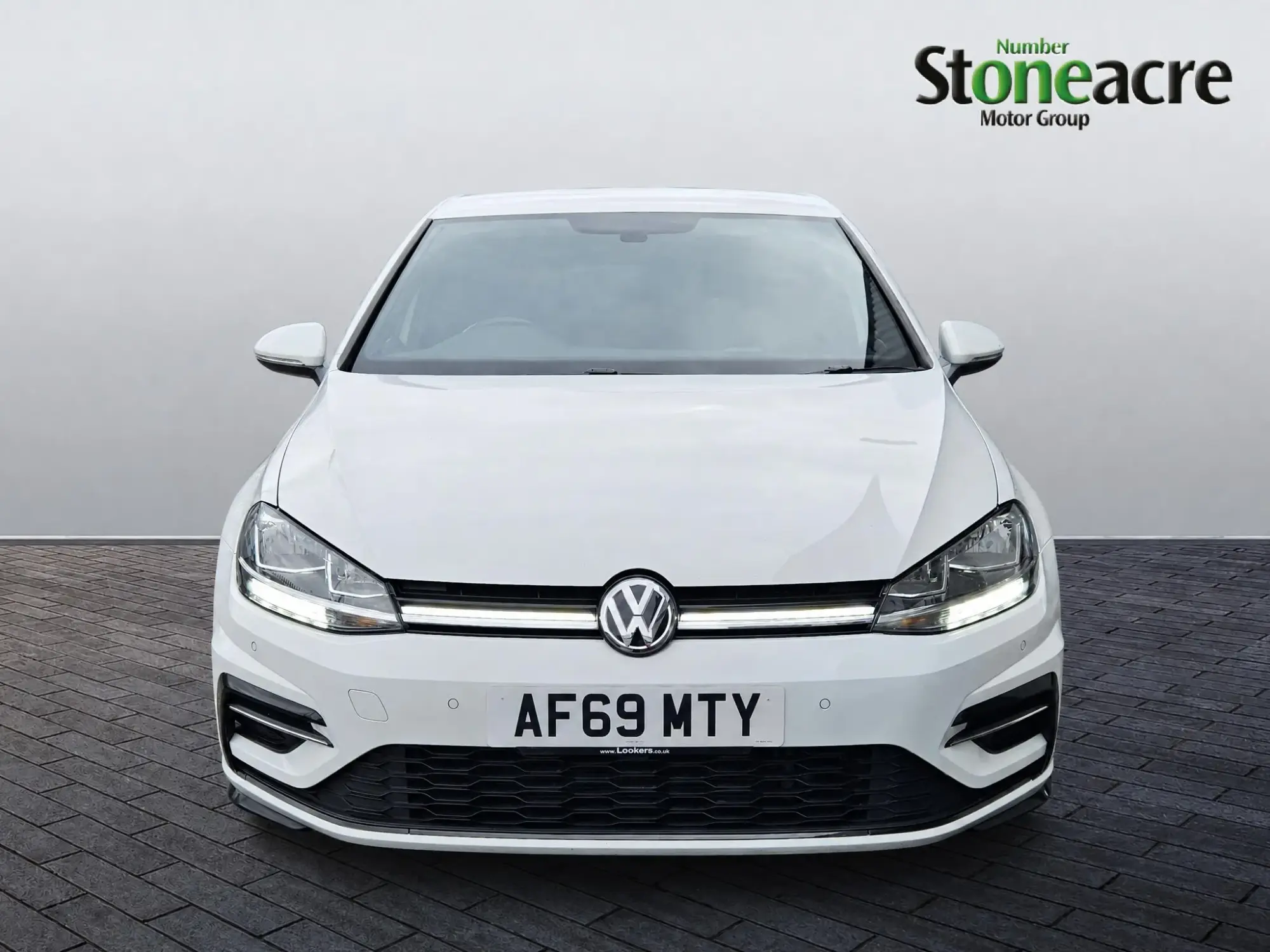 Volkswagen Golf Image 8