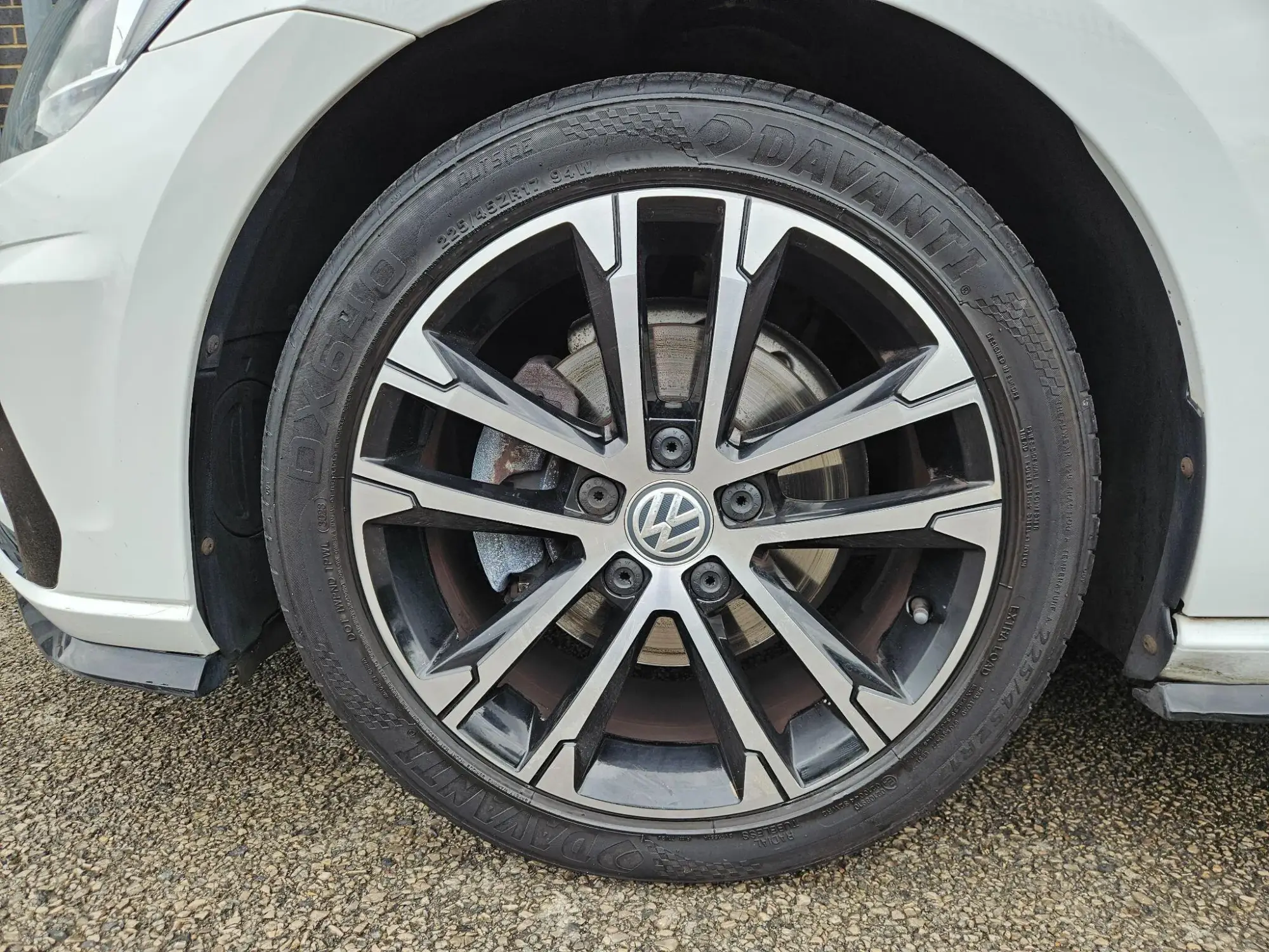 Volkswagen Golf Image 9