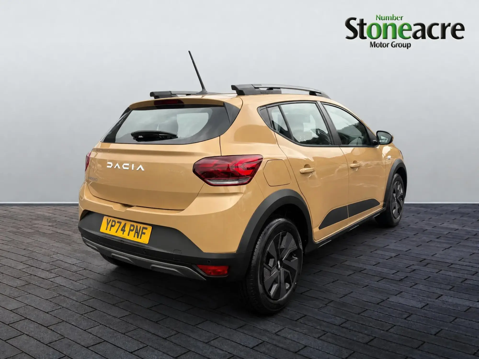 Dacia Sandero Stepway Stepway Expression TCe 90 MY23 YP74PNF Image 3 Dacia Sandero Stepway Stepway Expression TCe 90 MY23 YP74PNF Image 3