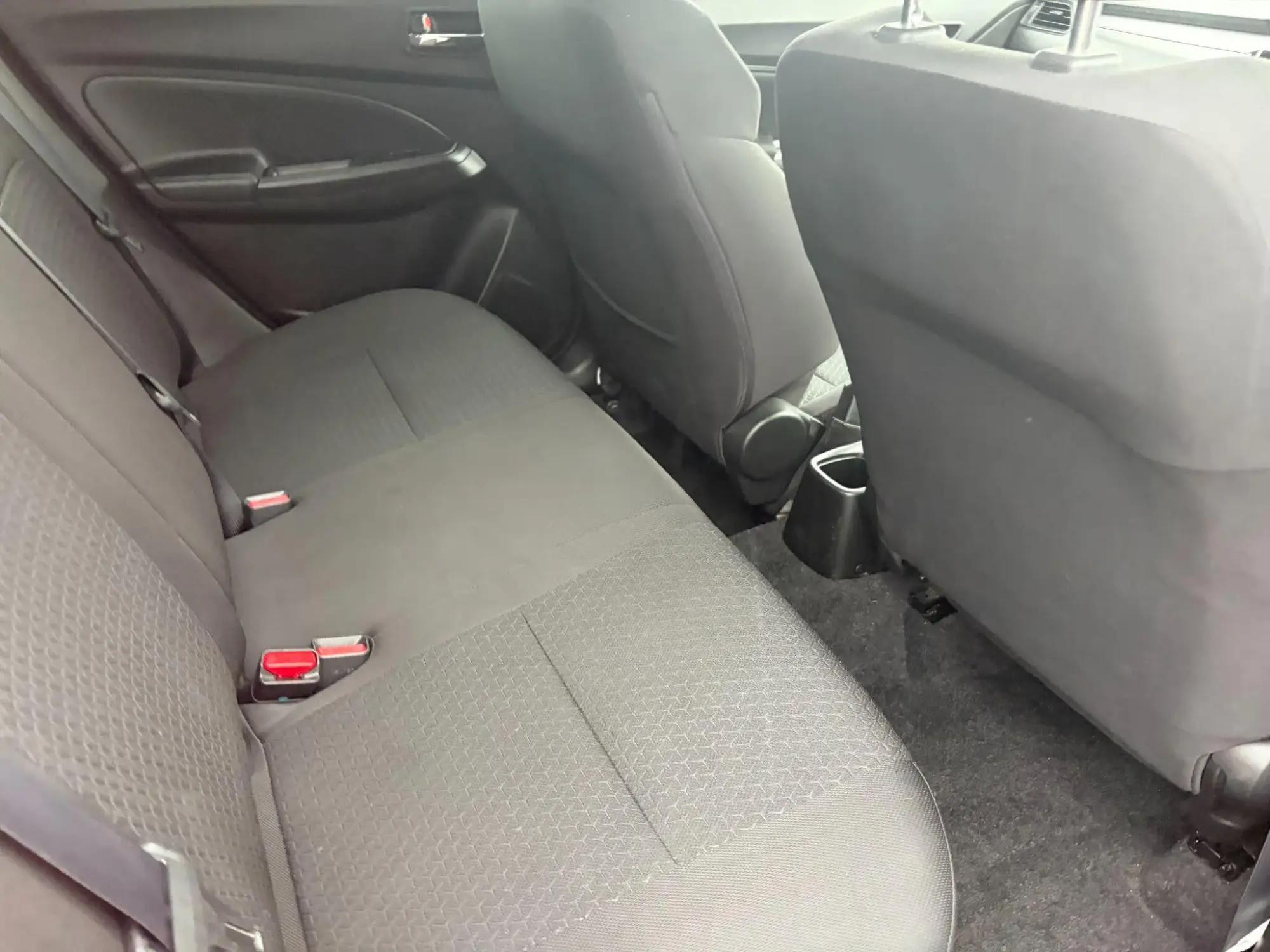 Suzuki Swift Image 11 Suzuki Swift Image 11