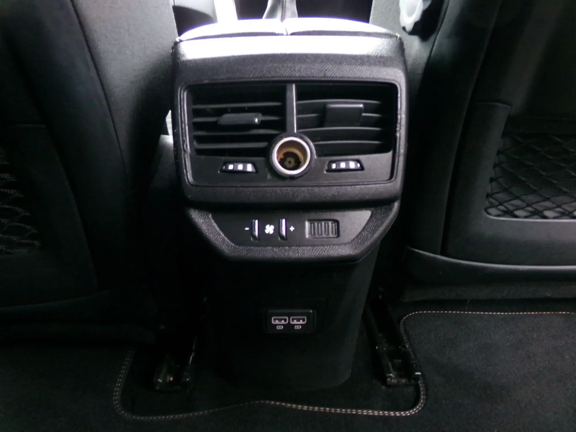 Peugeot 5008 Image 15 Peugeot 5008 Image 15