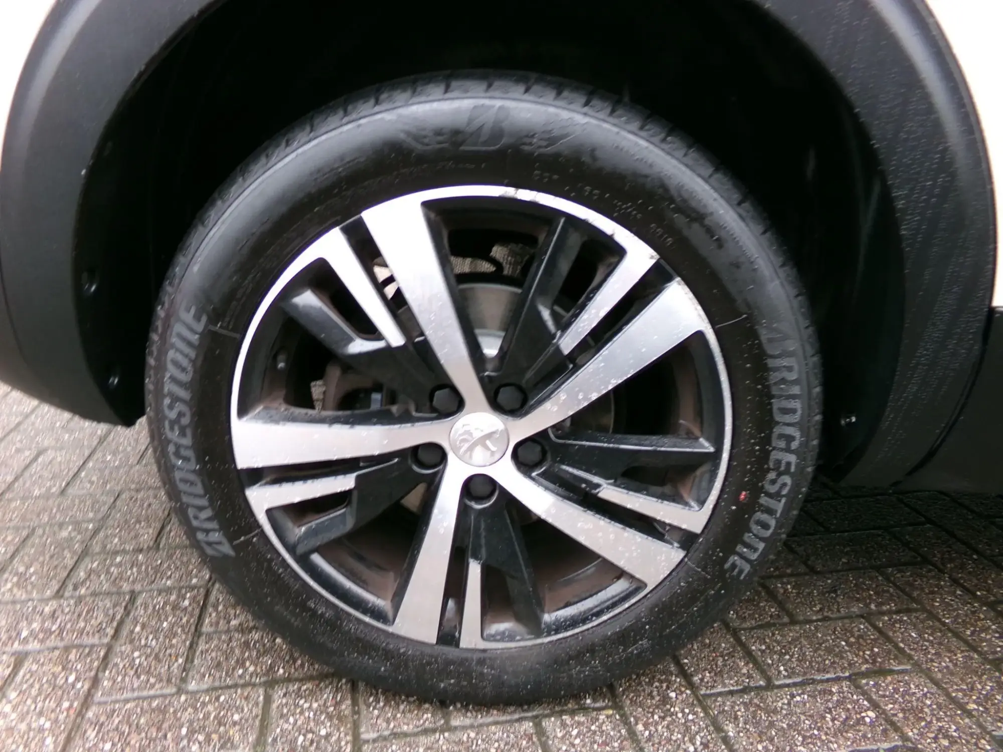 Peugeot 5008 Image 16 Peugeot 5008 Image 16
