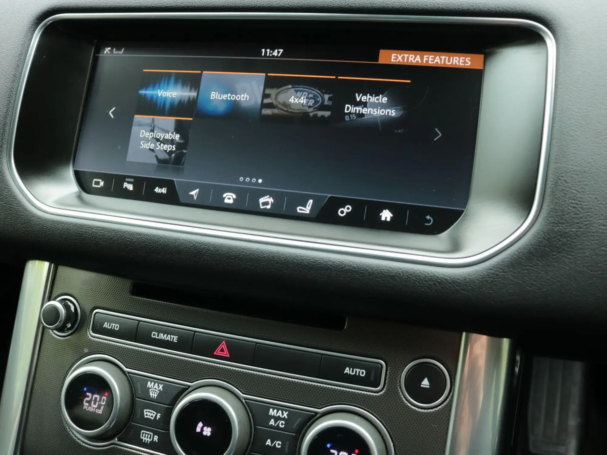 Land Rover Range Rover Sport Image 24