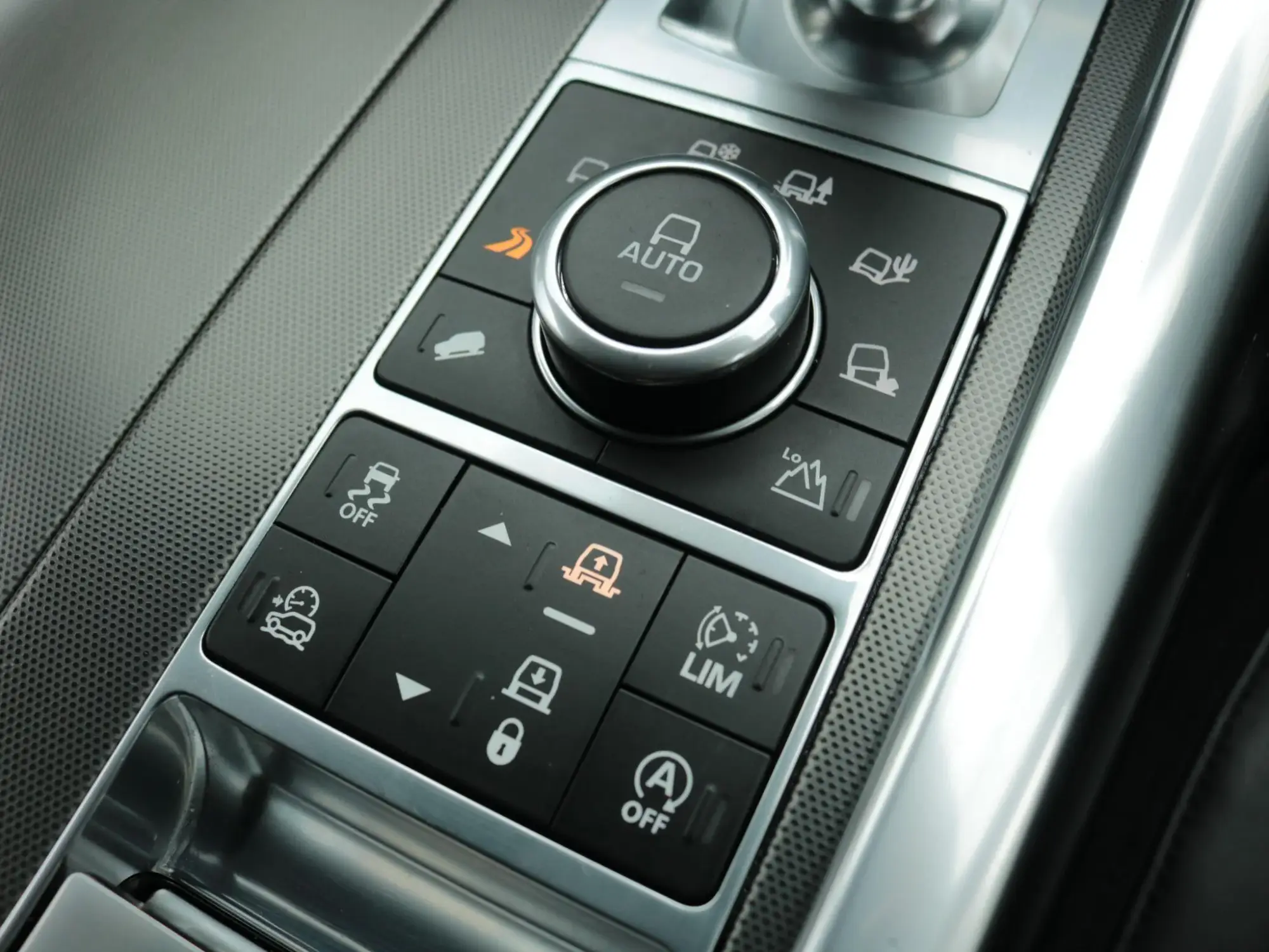 Land Rover Range Rover Sport Image 29