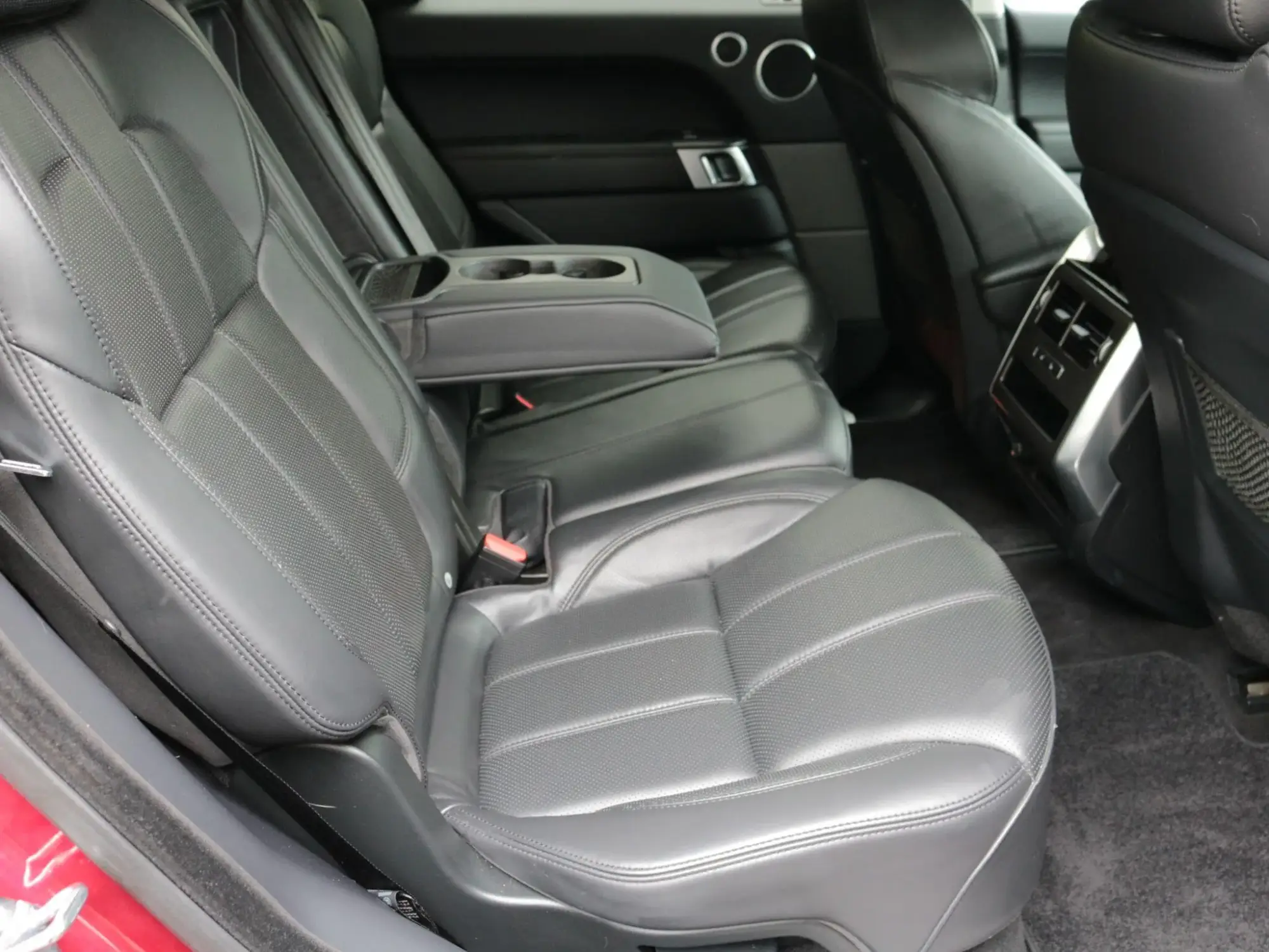 Land Rover Range Rover Sport Image 31