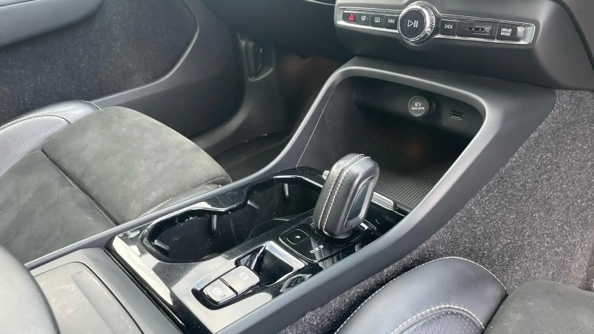 Volvo XC40 Image 24