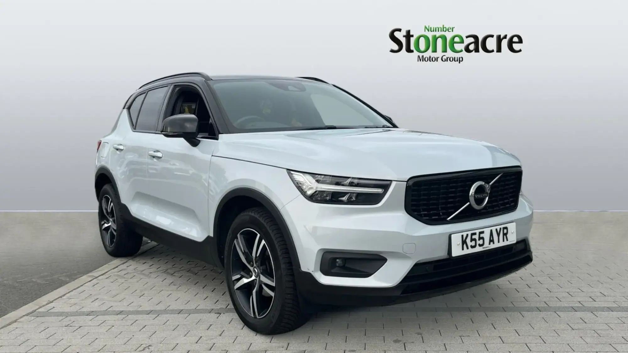 Volvo XC40 R-Design T3 (163 hp) Manual NG70HBY Image 1 Volvo XC40 R-Design T3 (163 hp) Manual NG70HBY Image 1