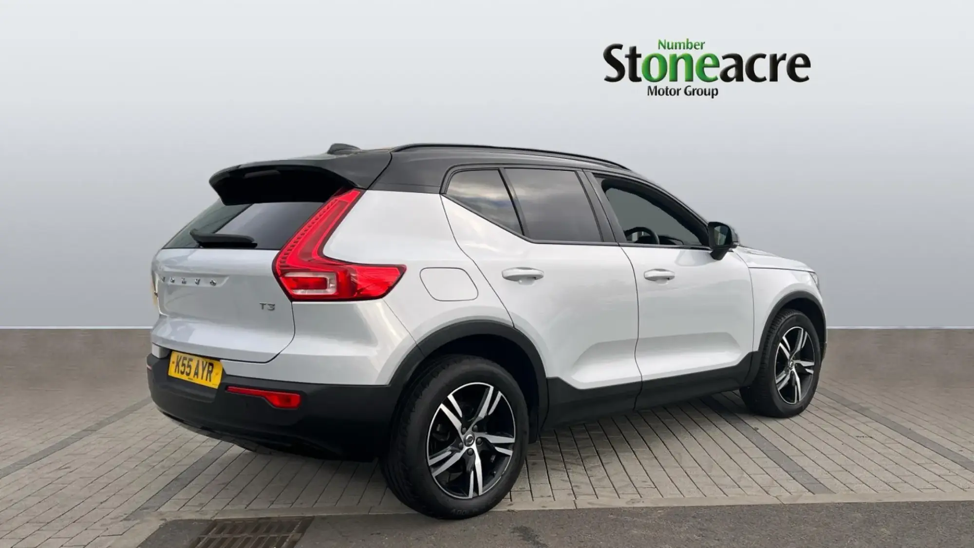 Volvo XC40 R-Design T3 (163 hp) Manual NG70HBY Image 2 Volvo XC40 R-Design T3 (163 hp) Manual NG70HBY Image 2