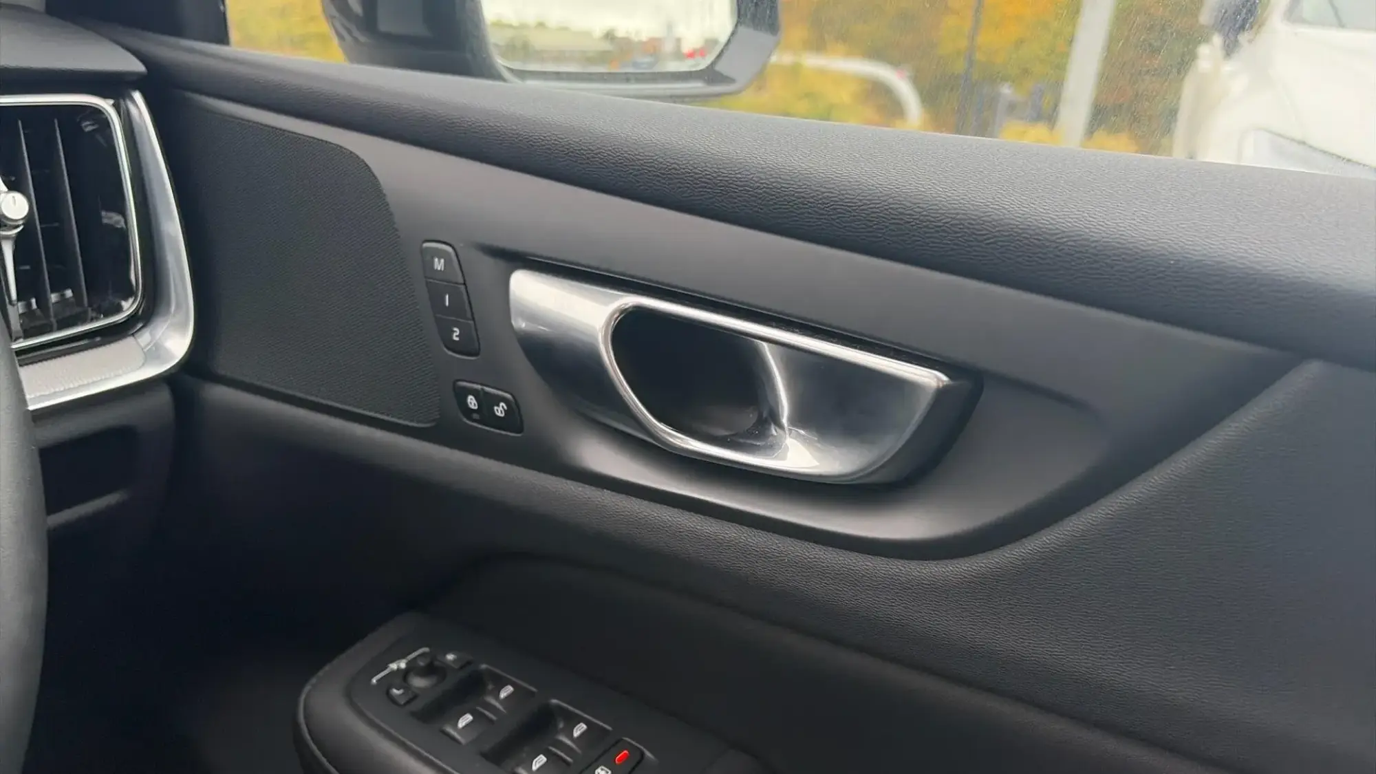 Volvo S60 Image 27 Volvo S60 Image 27