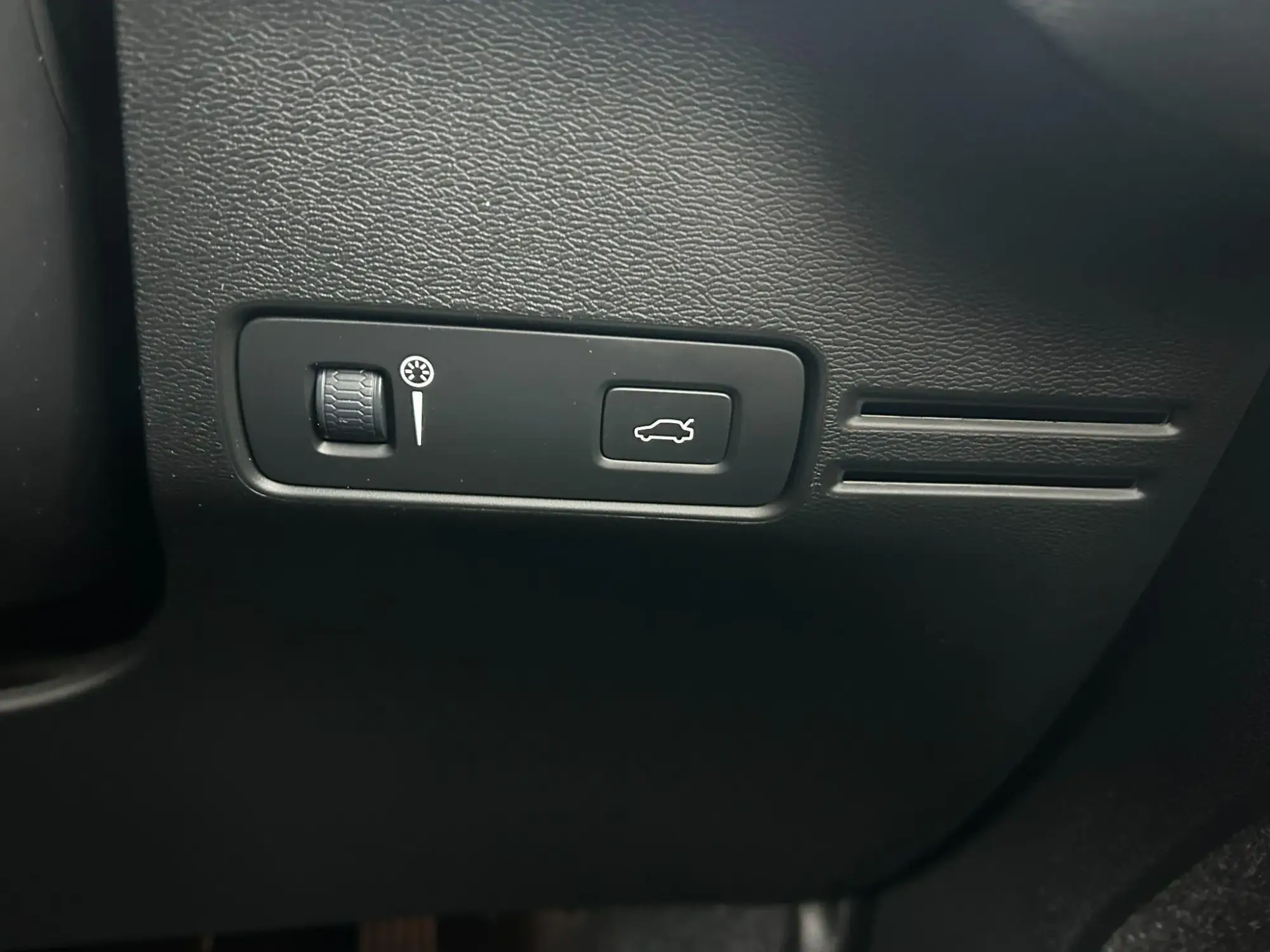Volvo XC40 Image 13 Volvo XC40 Image 13