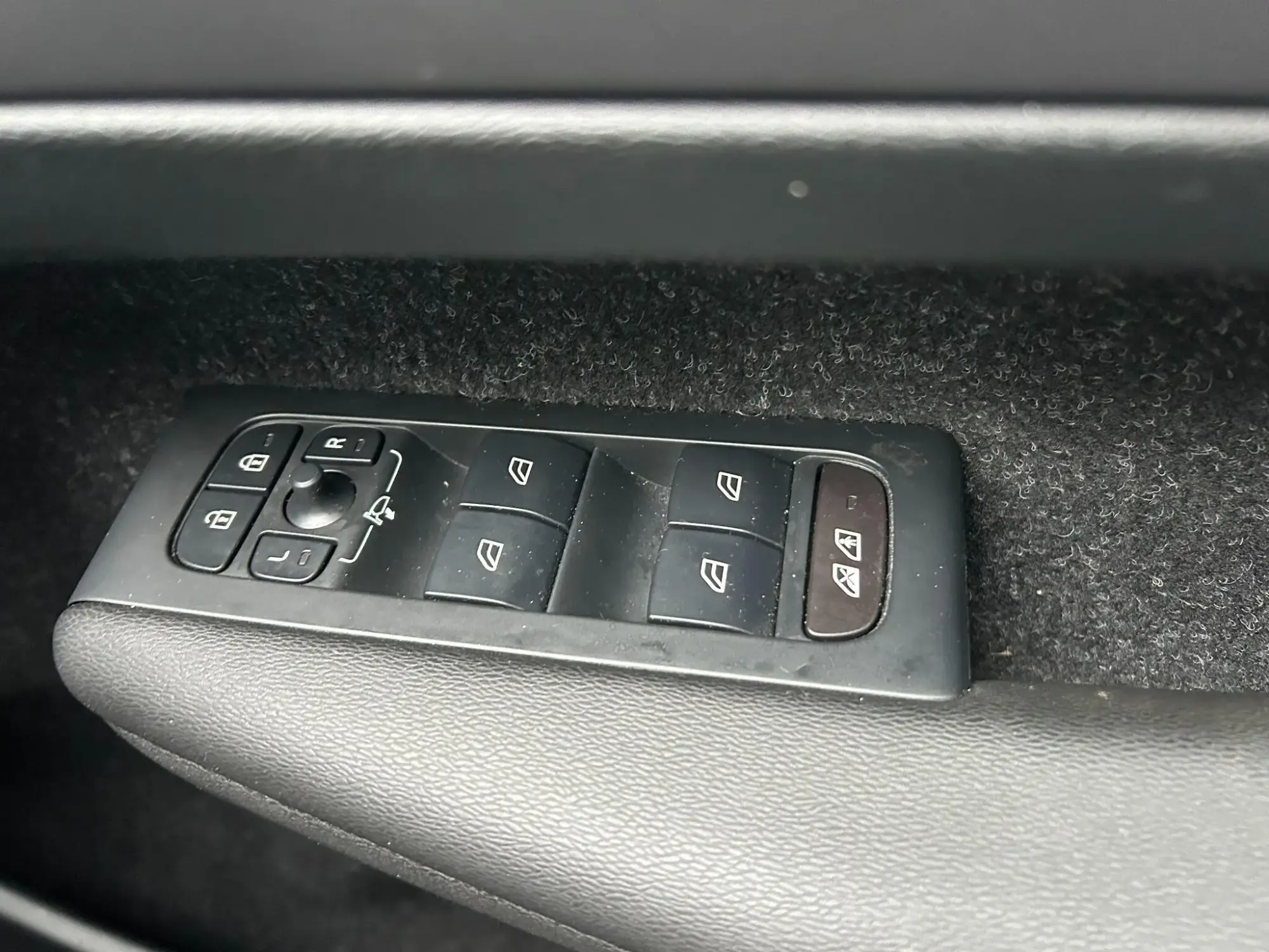 Volvo XC40 Image 16 Volvo XC40 Image 16