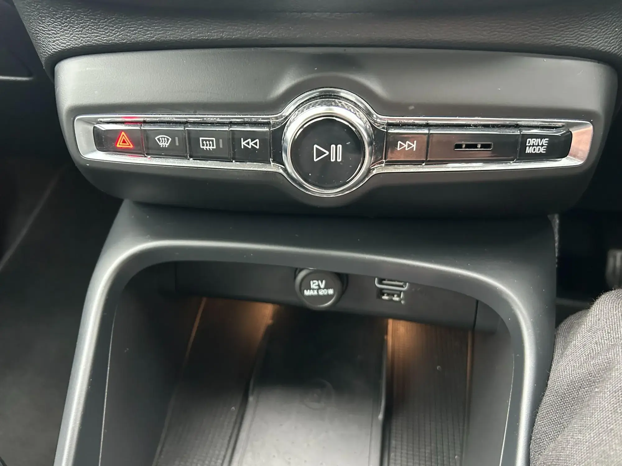 Volvo XC40 Image 17 Volvo XC40 Image 17