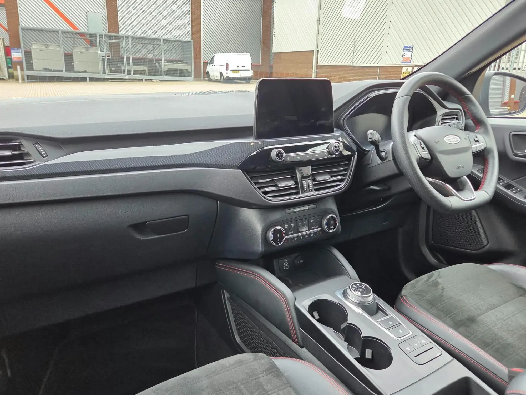 Ford Kuga Plug-In Hybrid Image 11 Ford Kuga Plug-In Hybrid Image 11