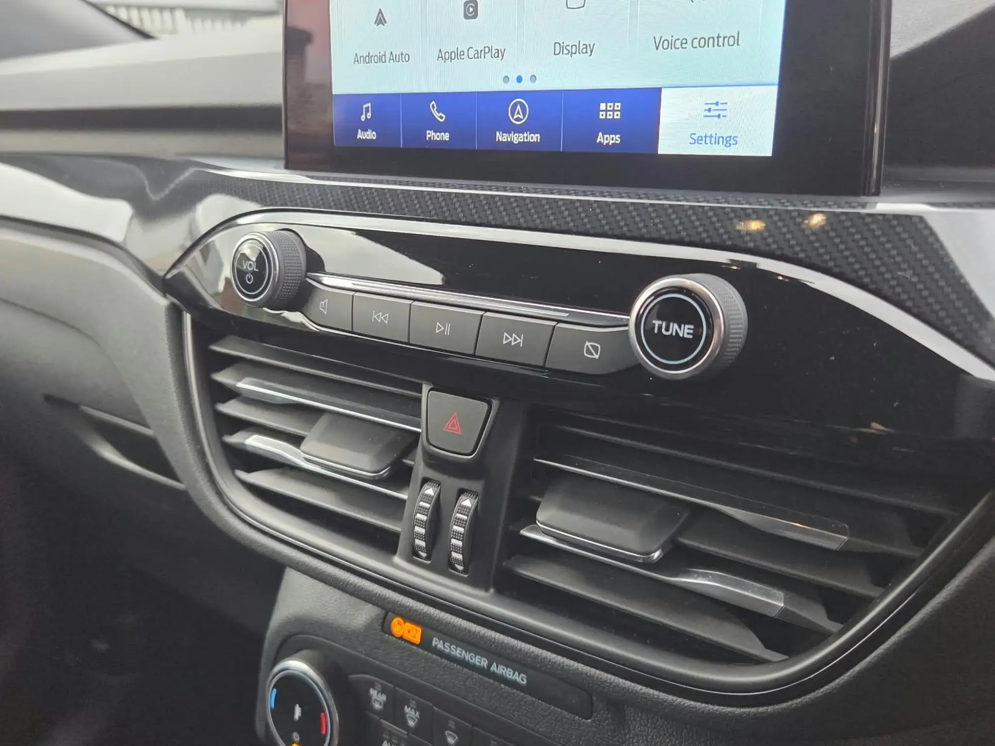 Ford Kuga Plug-In Hybrid Image 13 Ford Kuga Plug-In Hybrid Image 13