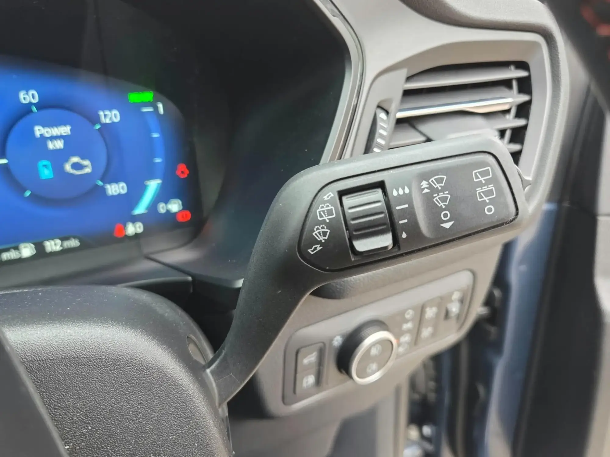Ford Kuga Plug-In Hybrid Image 26 Ford Kuga Plug-In Hybrid Image 26