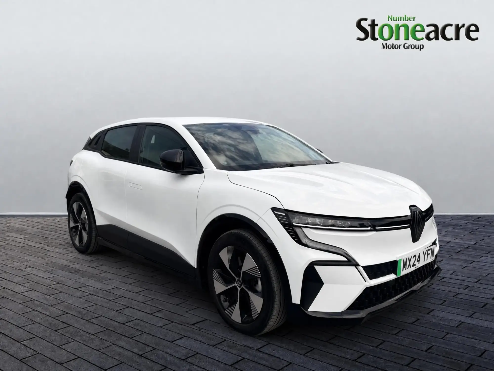 Renault Megane E-Tech Electric Image 1