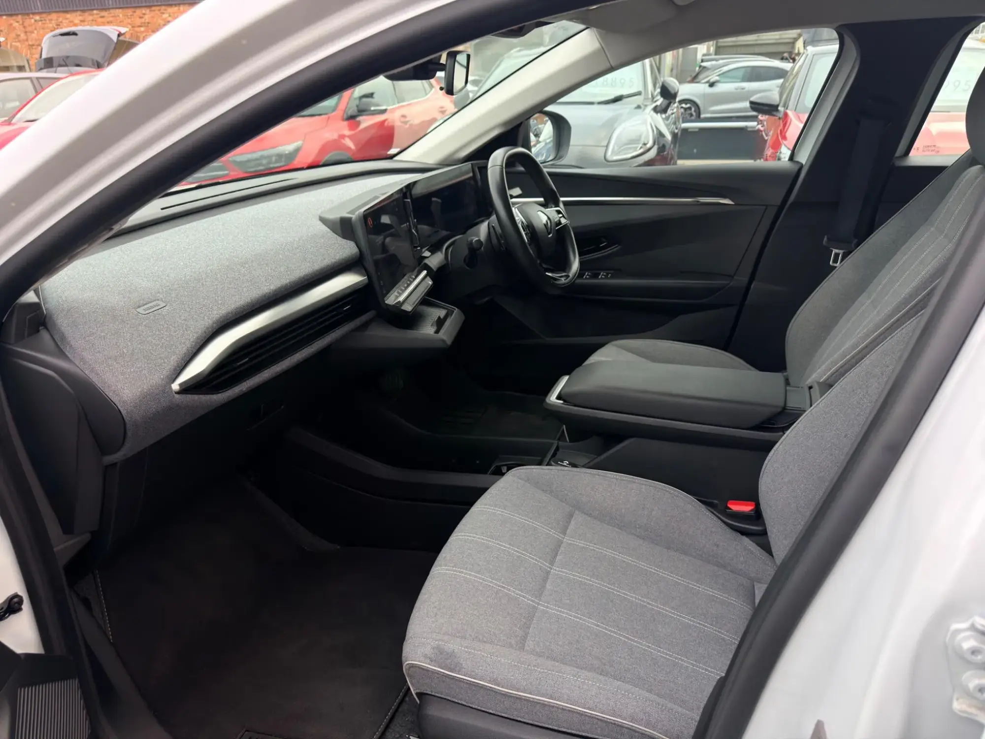Renault Megane E-Tech Electric Image 28