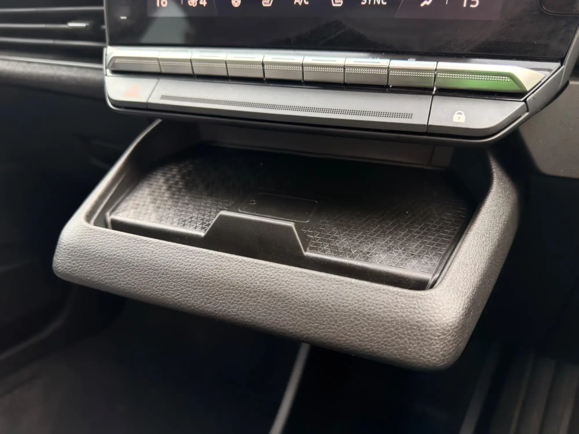 Renault Megane E-Tech Electric Image 31