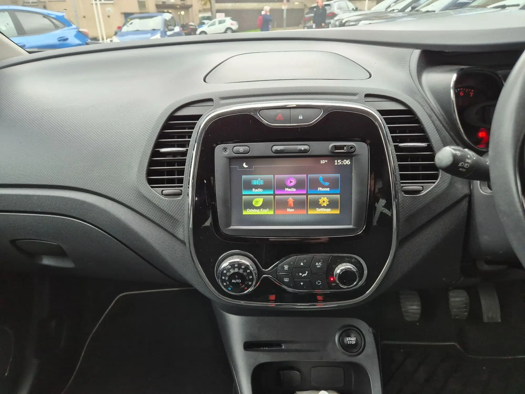 Renault Captur Image 16 Renault Captur Image 16
