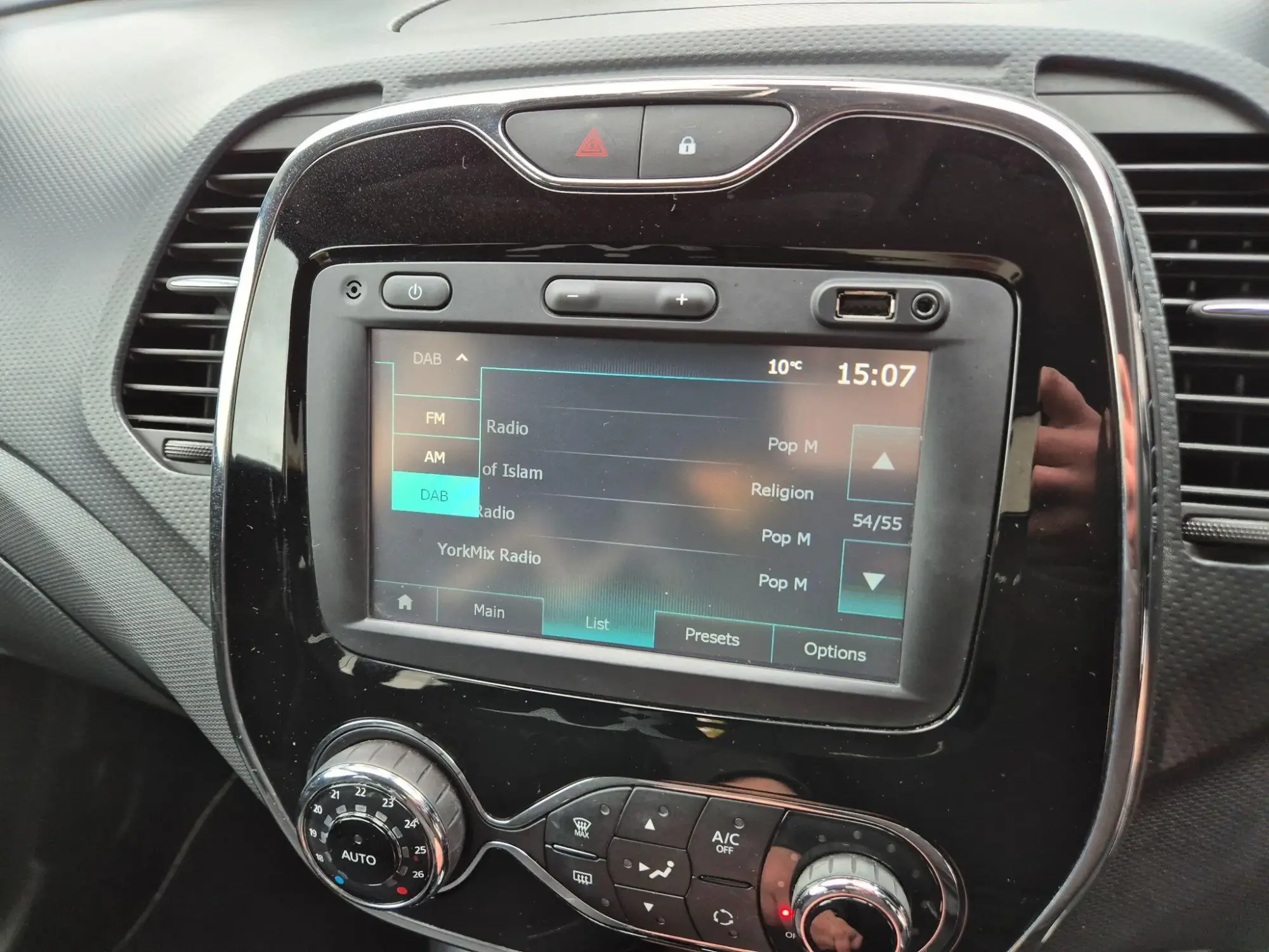 Renault Captur Image 26 Renault Captur Image 26