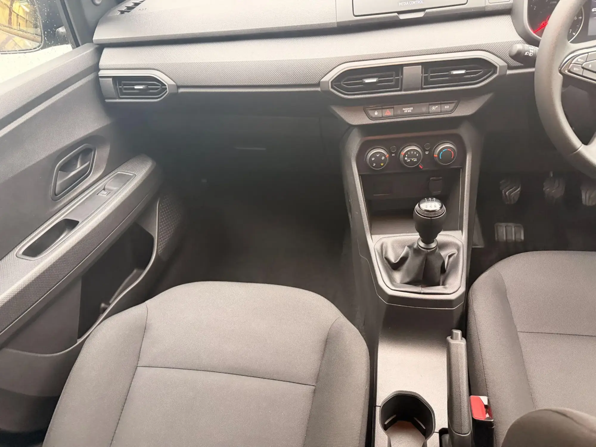 Dacia Sandero Image 11