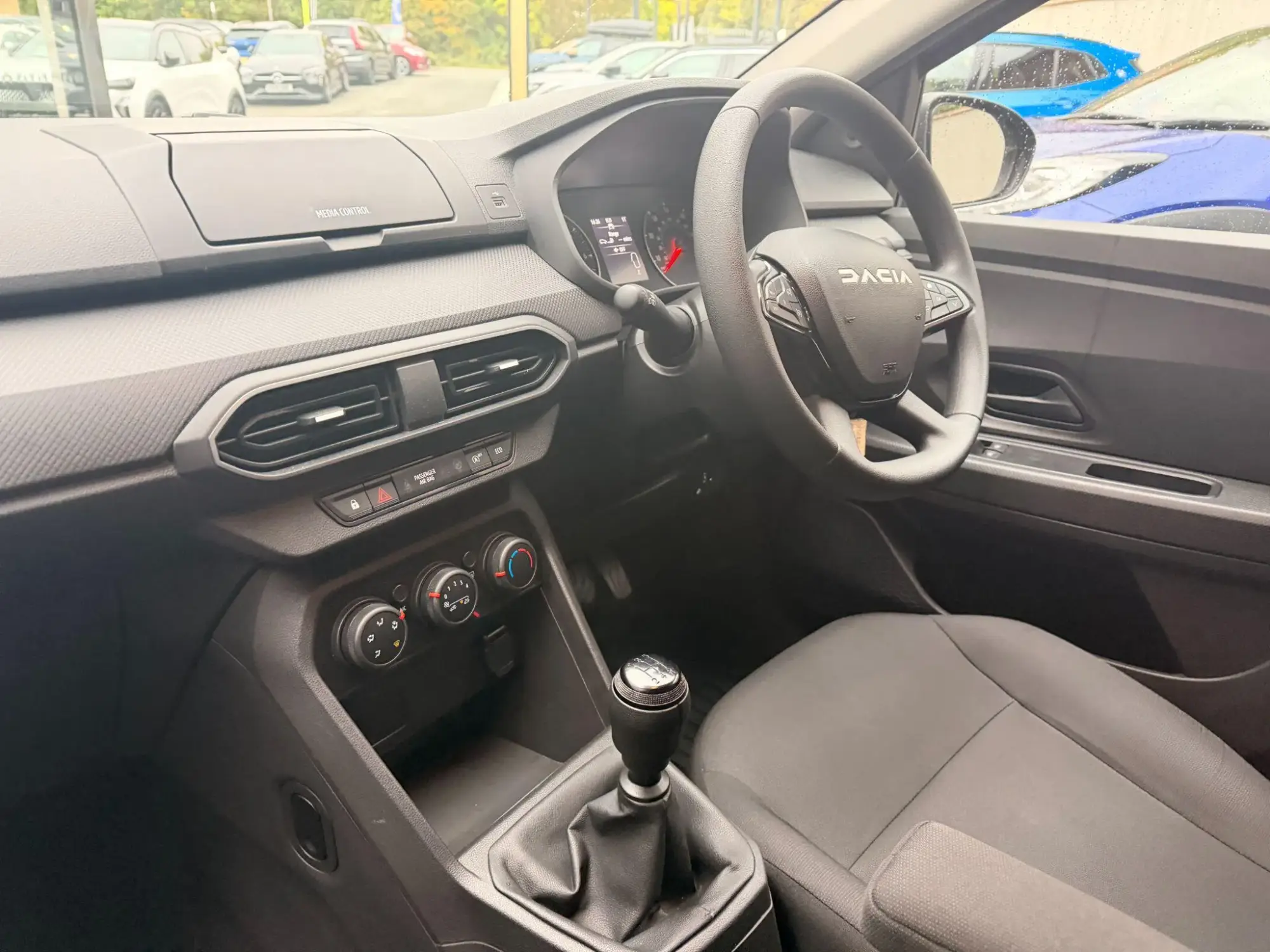Dacia Sandero Image 13