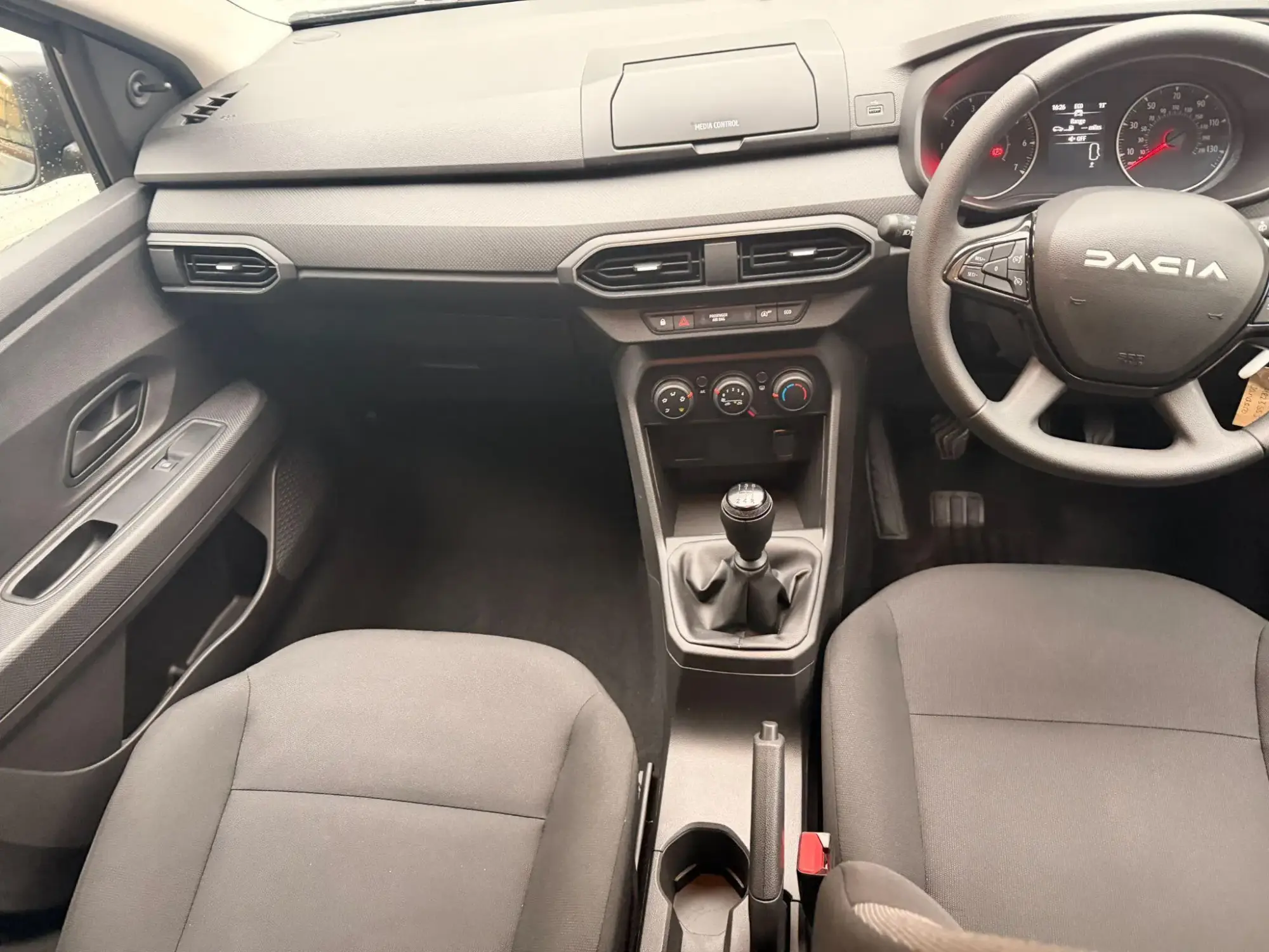 Dacia Sandero Image 15