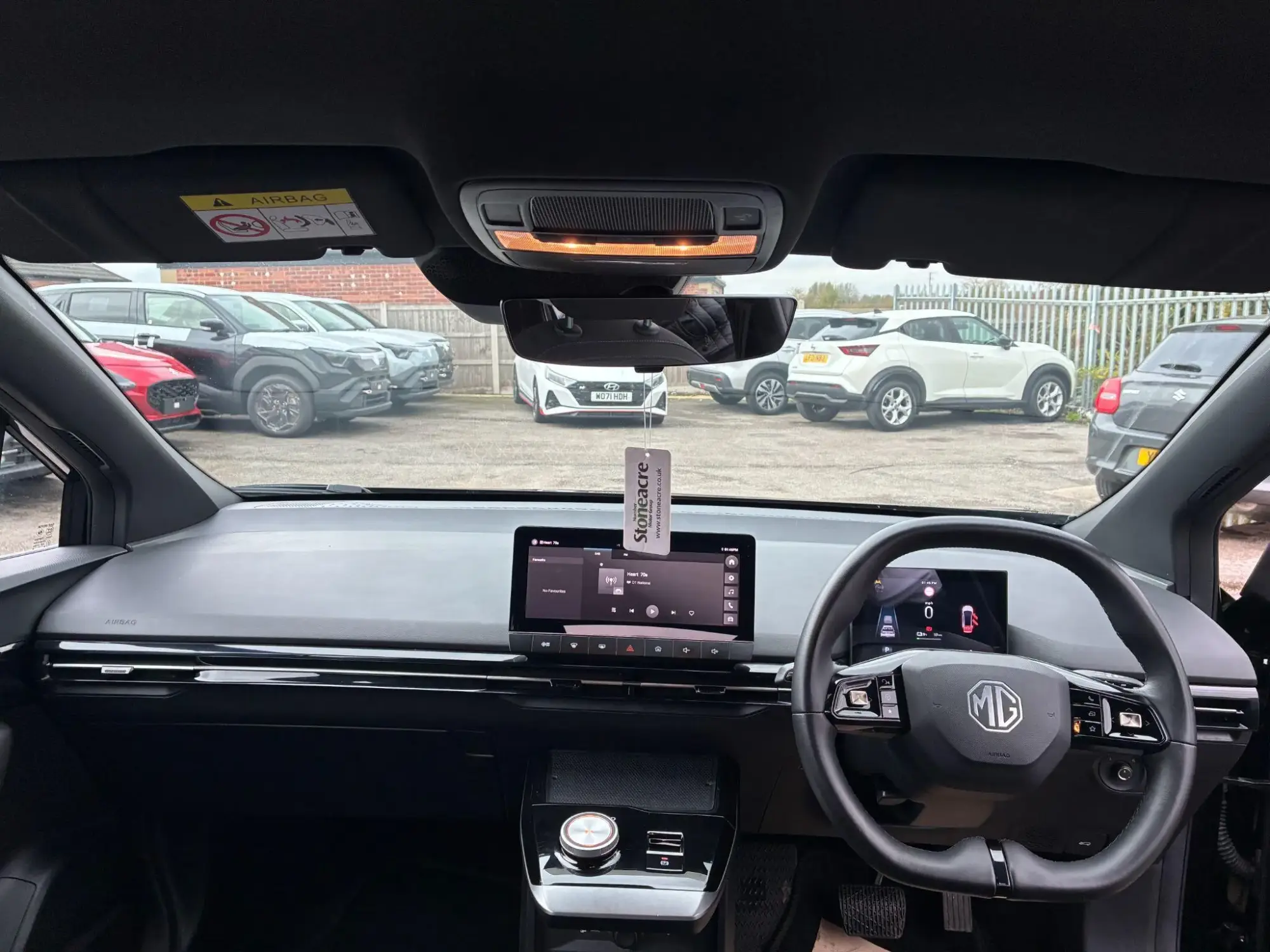 MG4 EV Image 24