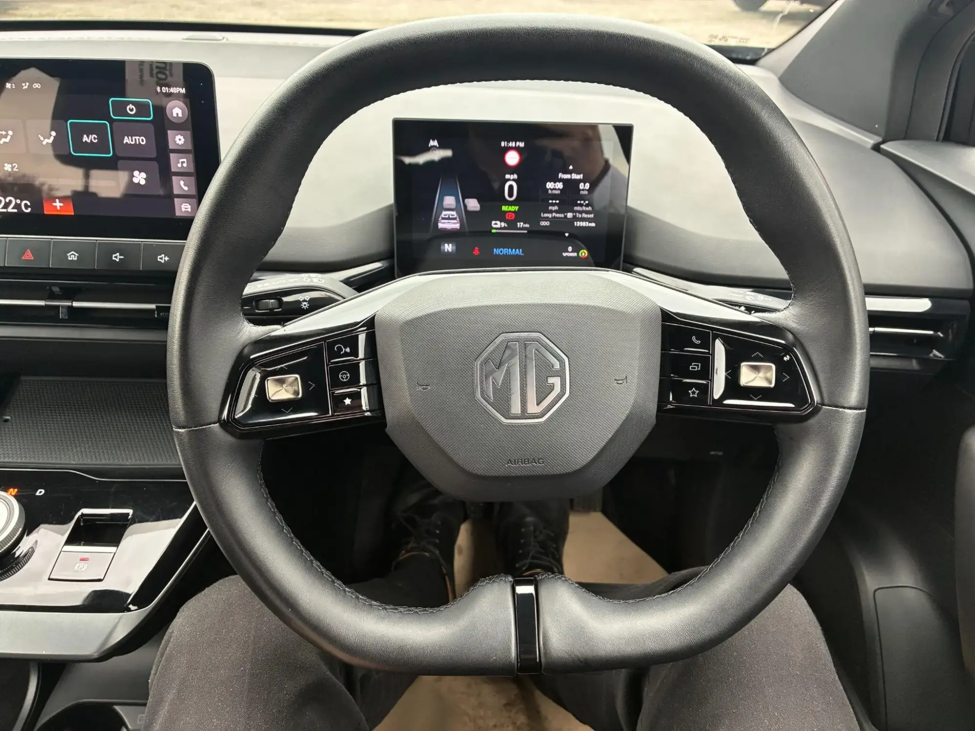 MG4 EV Image 11