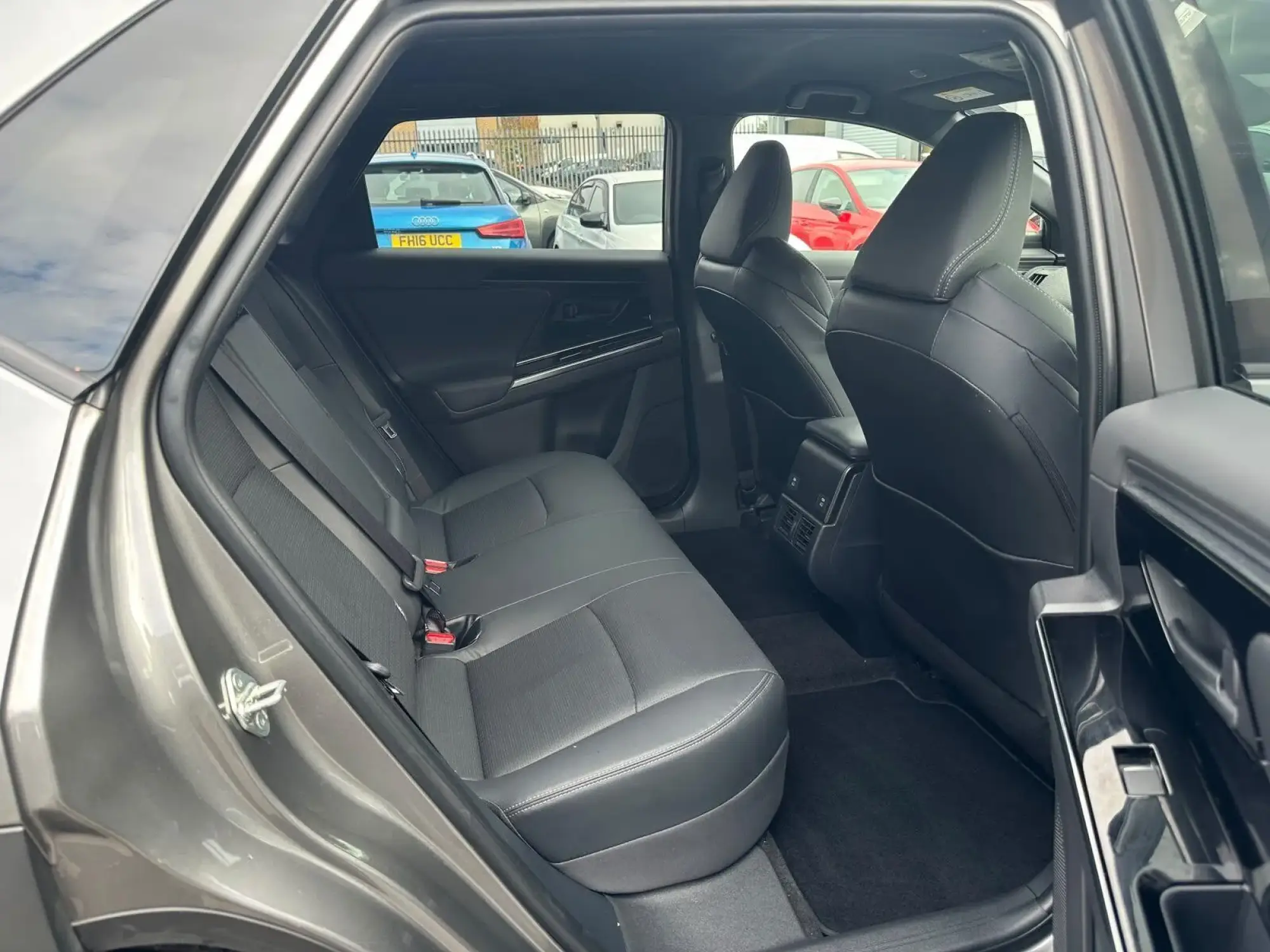 Toyota bZ4X Image 13