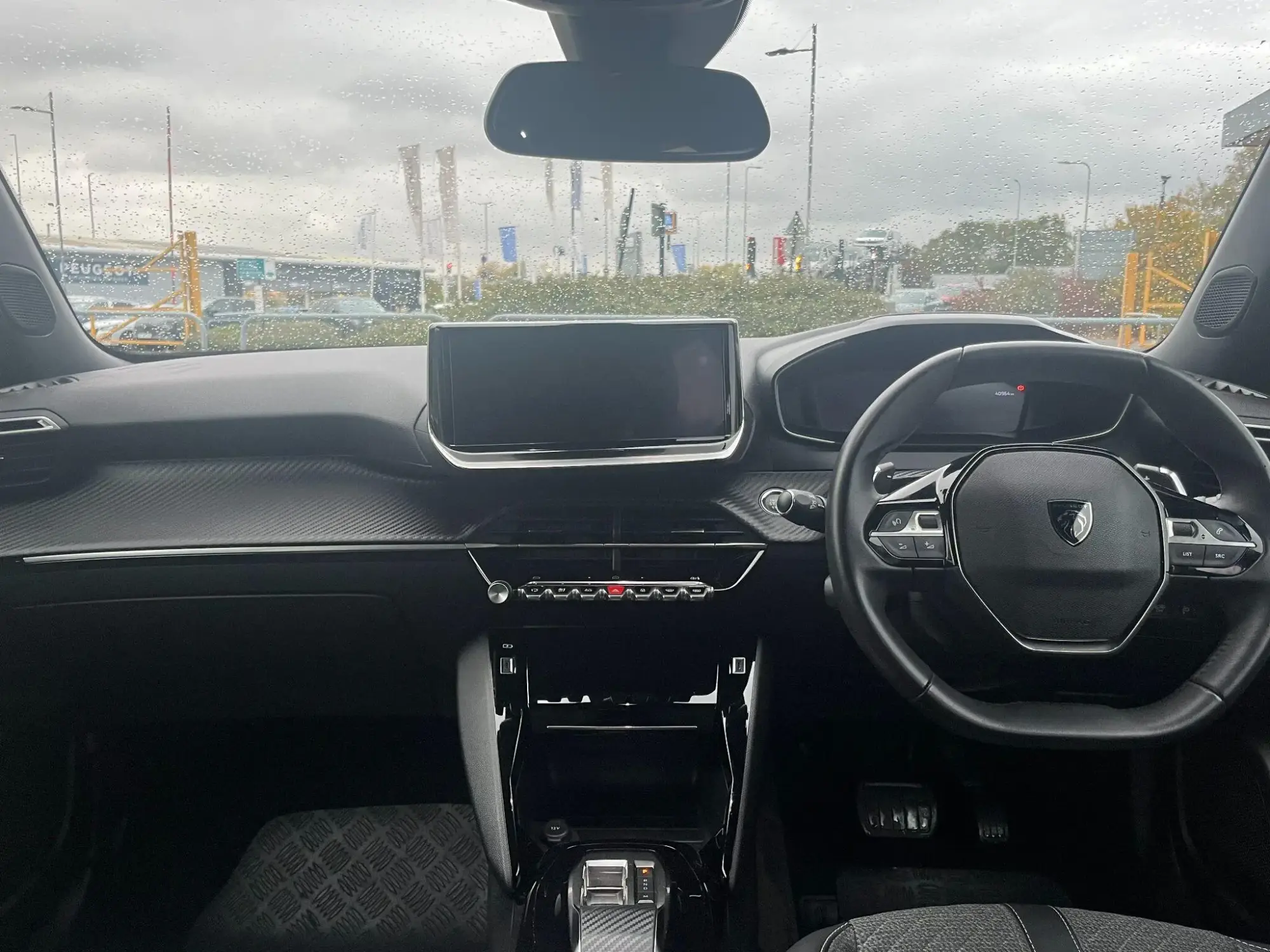 Peugeot 2008 Image 17