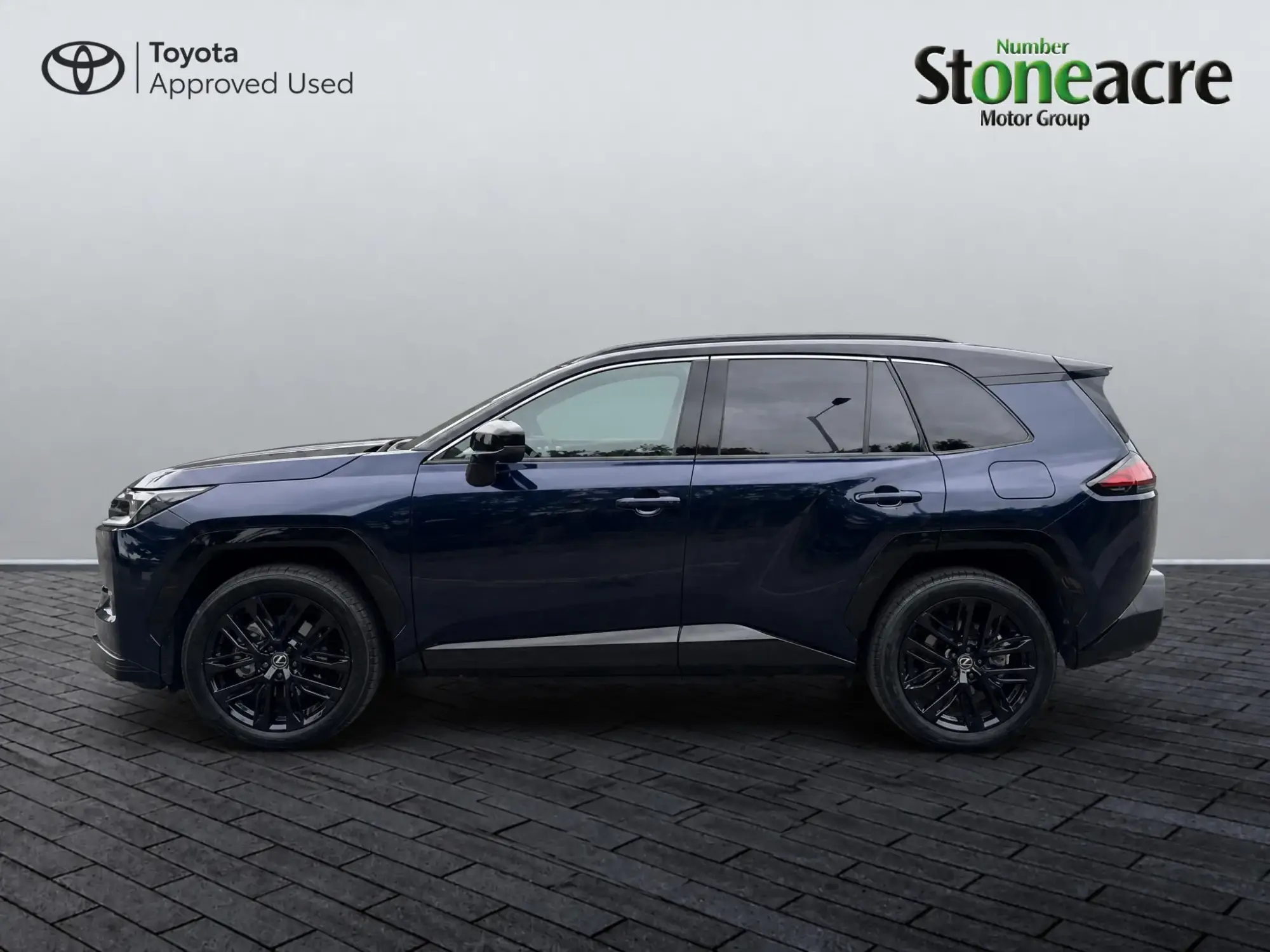 Toyota RAV4 Image 6