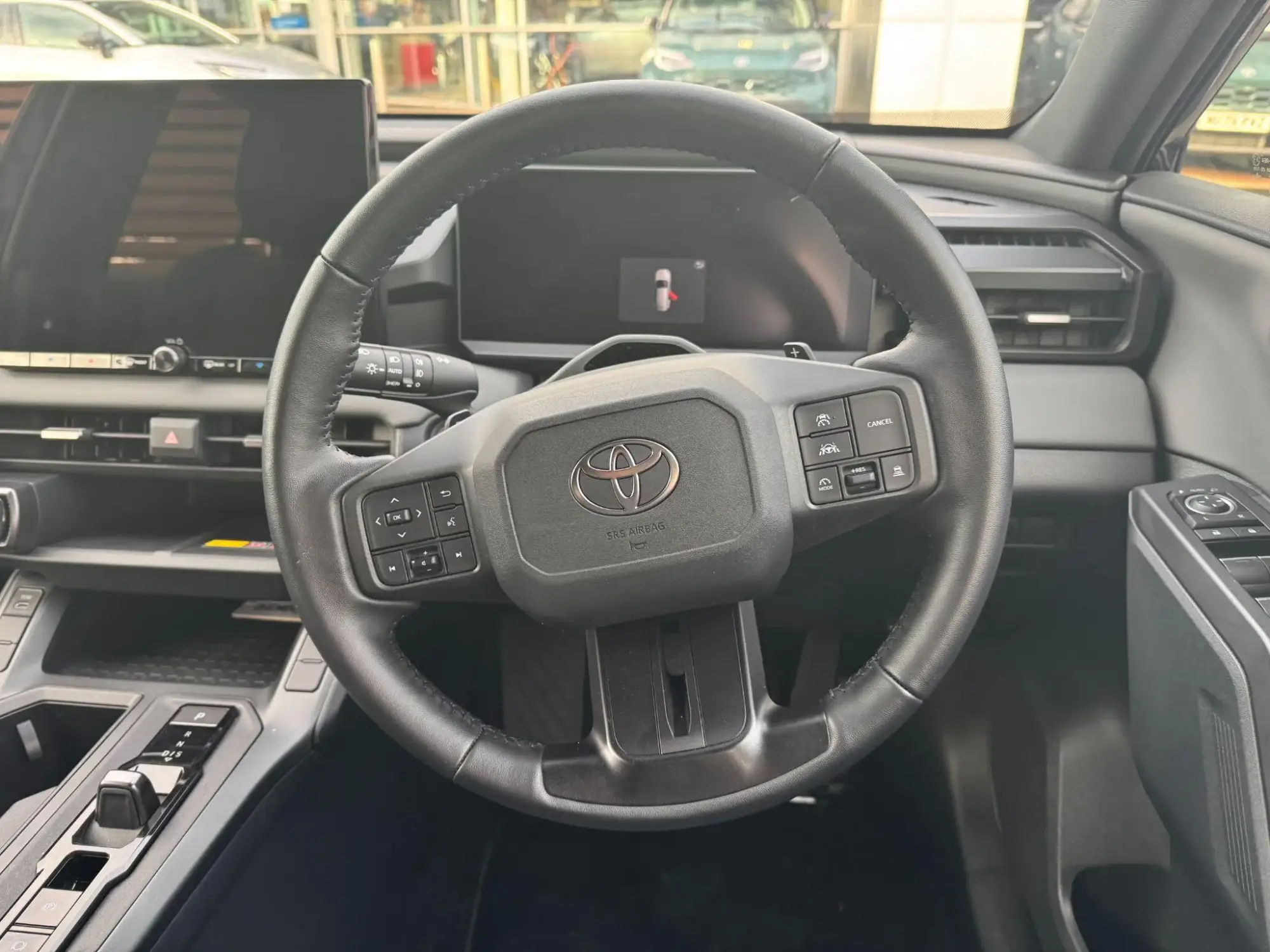 Toyota RAV4 Image 16