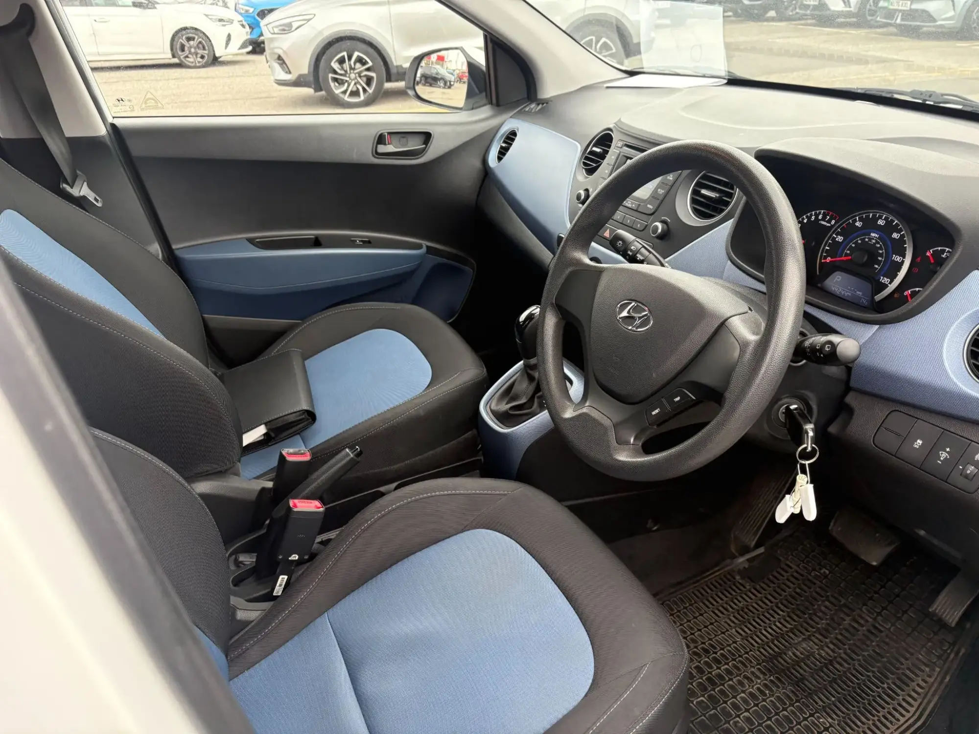 Hyundai i10 Image 17 Hyundai i10 Image 17
