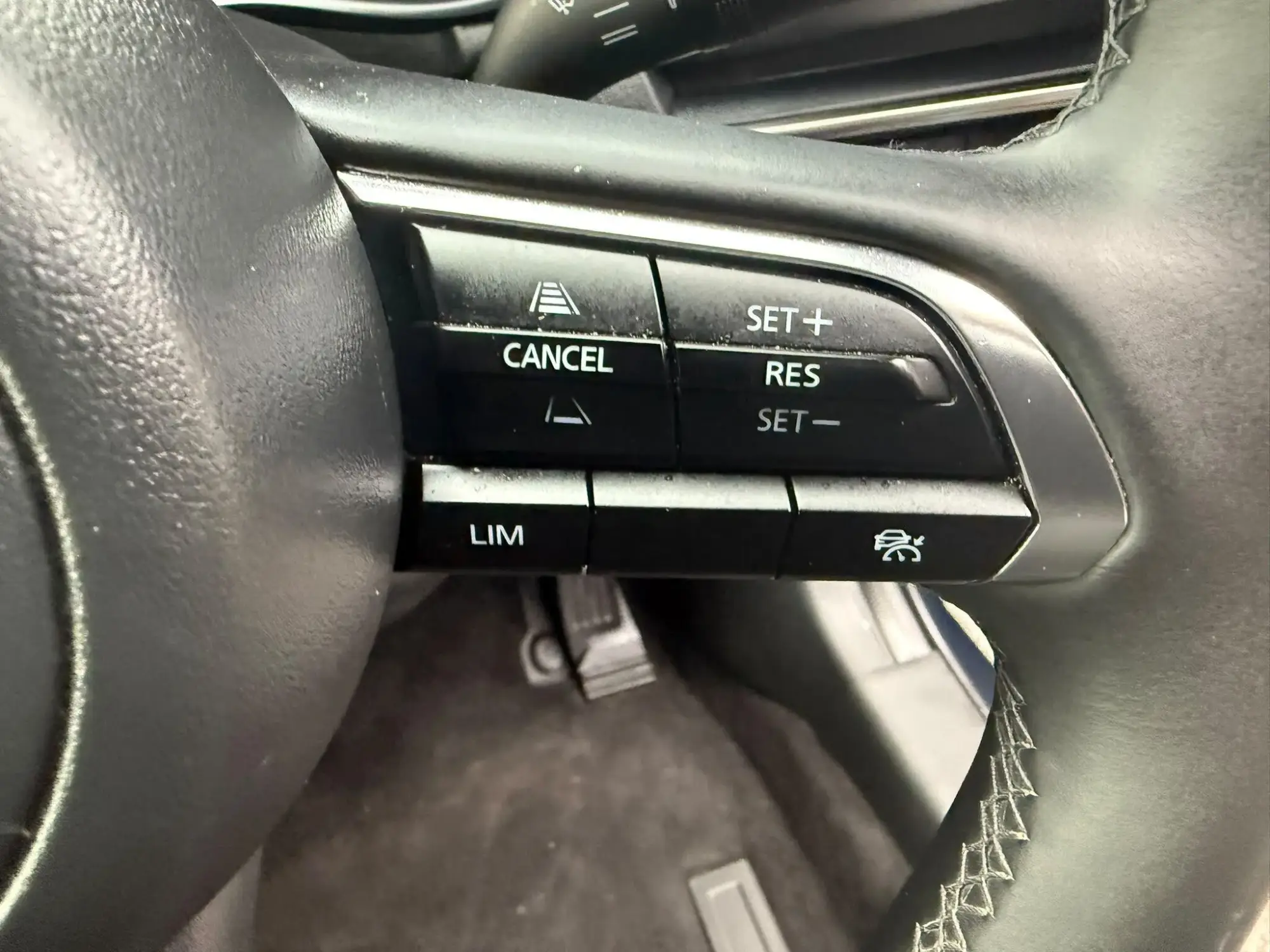 Mazda3 Image 14 Mazda3 Image 14