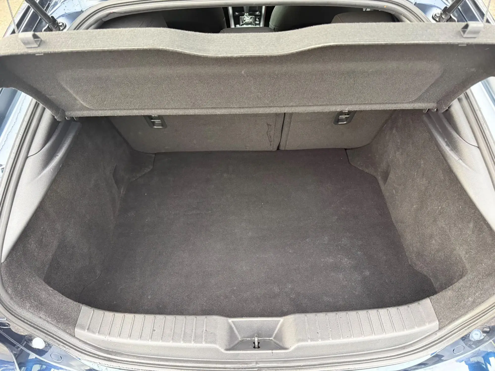 Mazda3 Image 27 Mazda3 Image 27