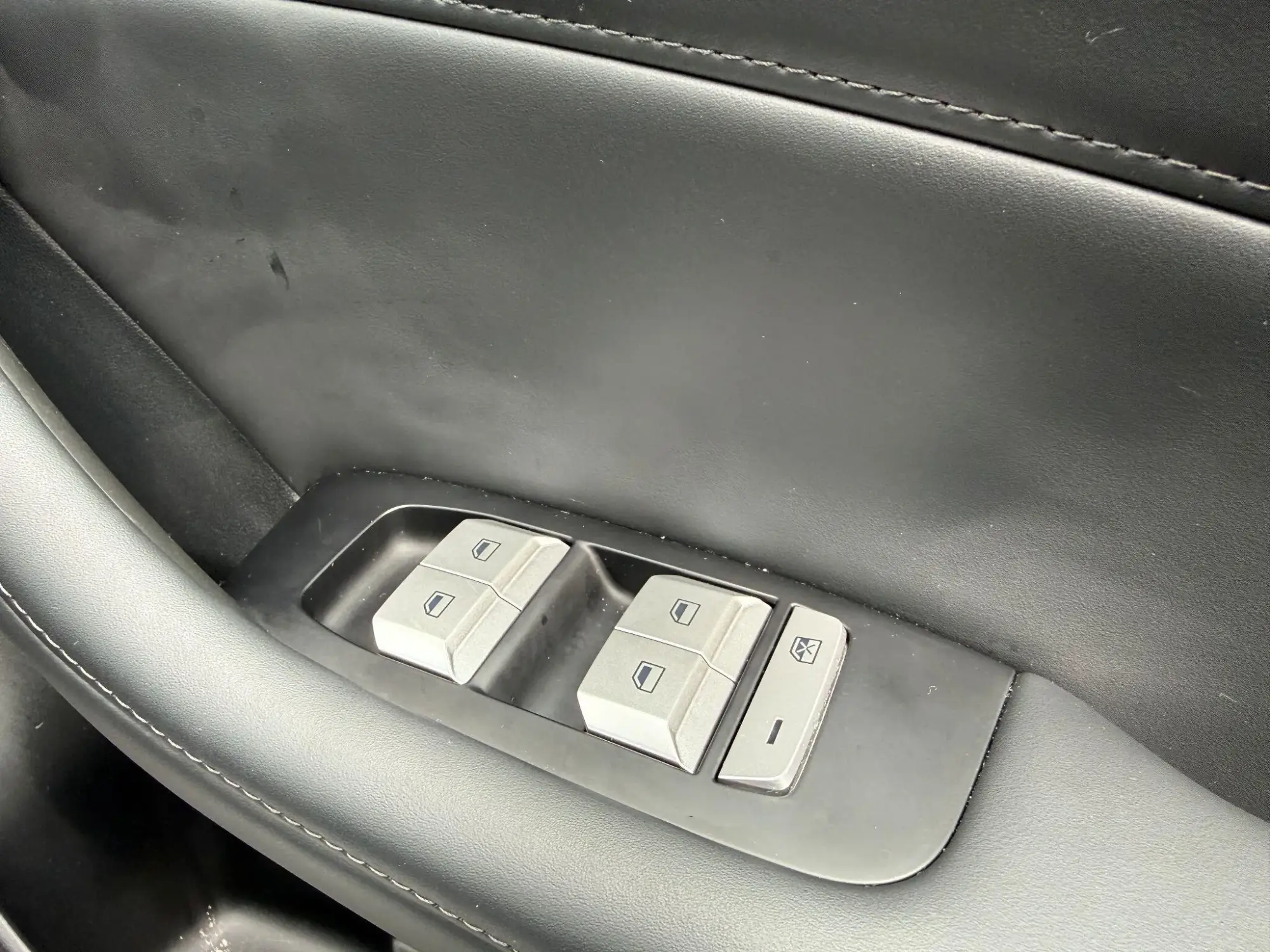 MG ZS Image 23