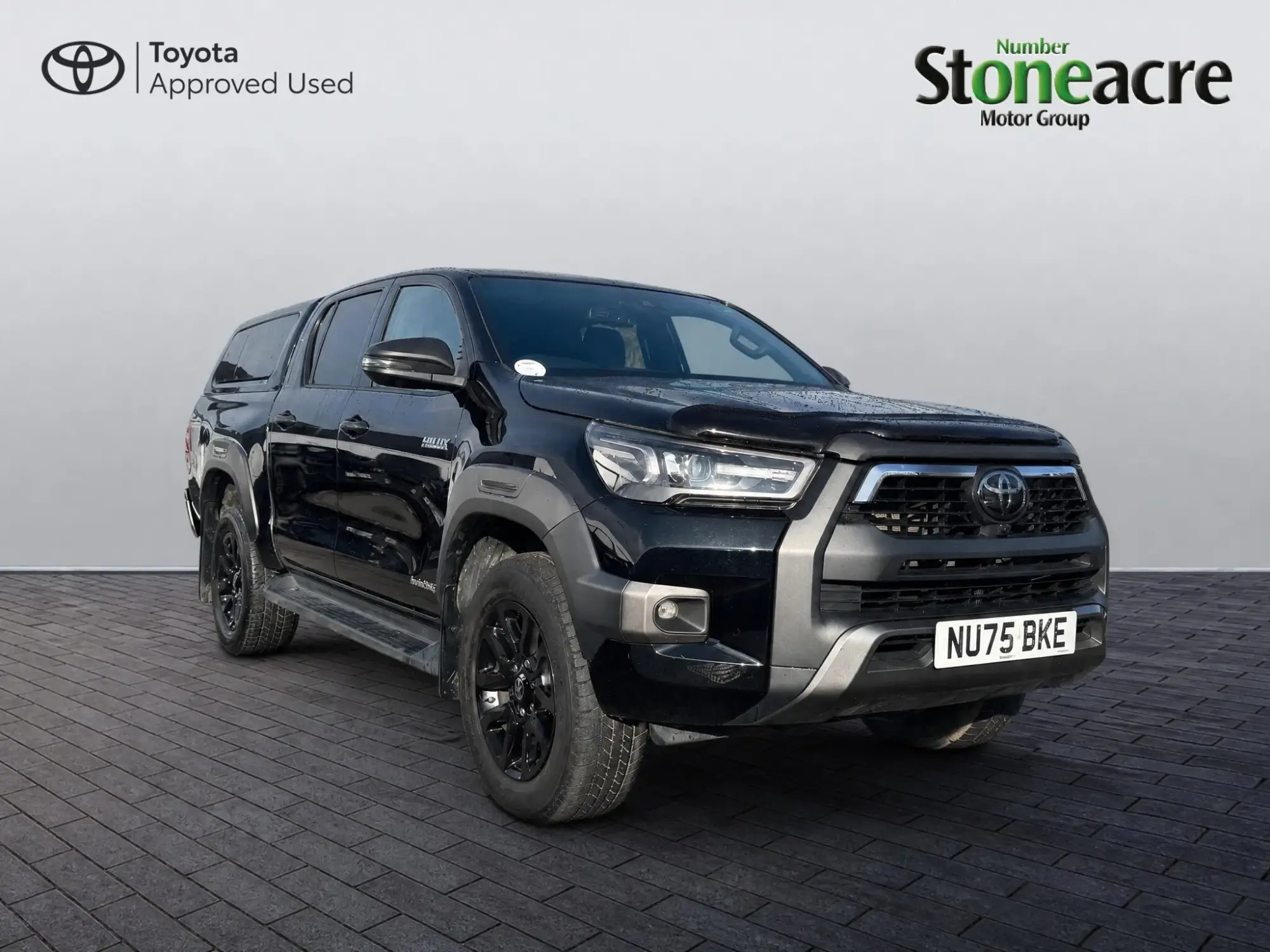 Toyota Hilux 2.8 D-4D-h Invincible X Auto 4WD Euro 6 4dr NU75BKE Image 1 Toyota Hilux 2.8 D-4D-h Invincible X Auto 4WD Euro 6 4dr NU75BKE Image 1